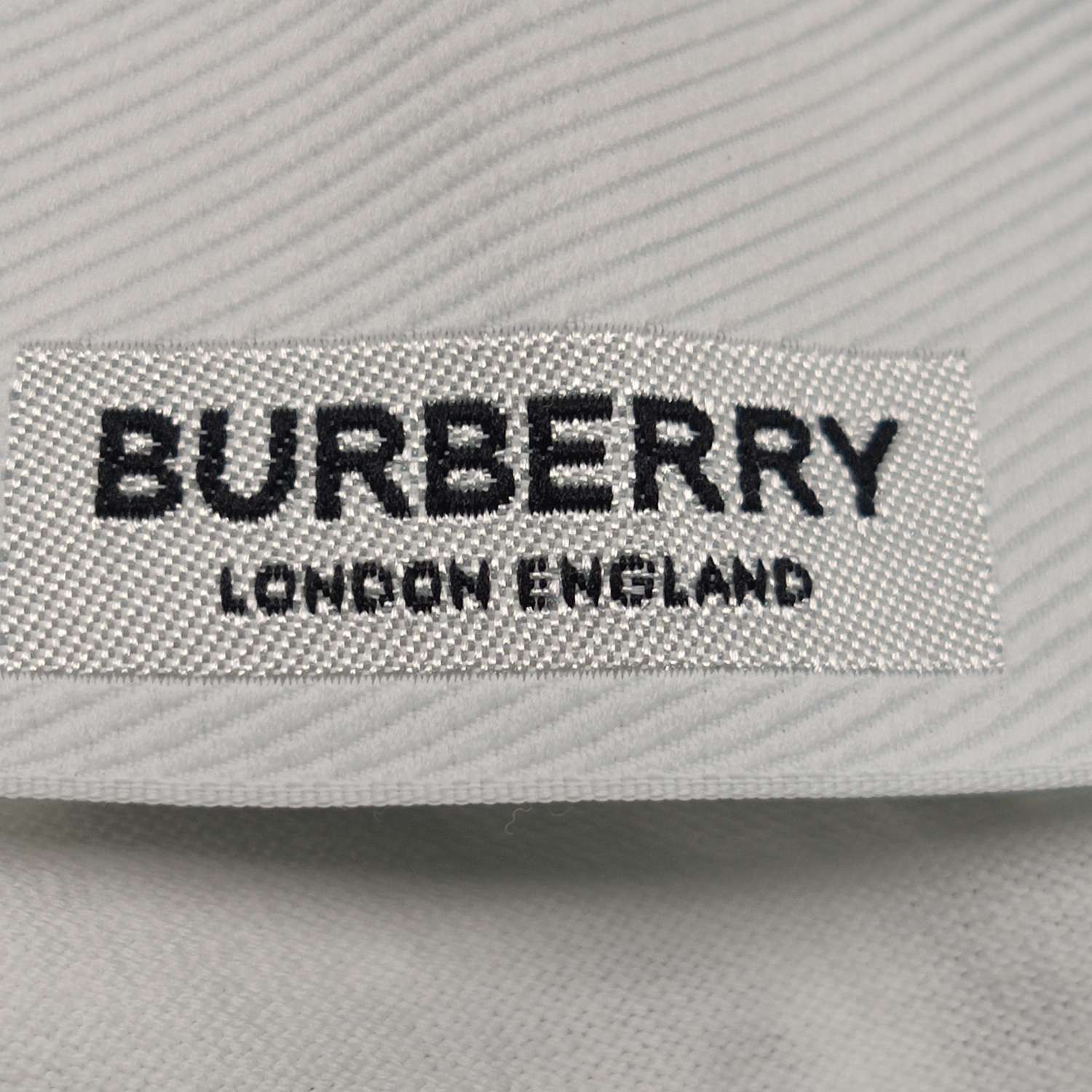 Burberry Burberry Women m Short Sleeve Shirts Size M / US 6-8 / IT 42-44 - 6 Thumbnail