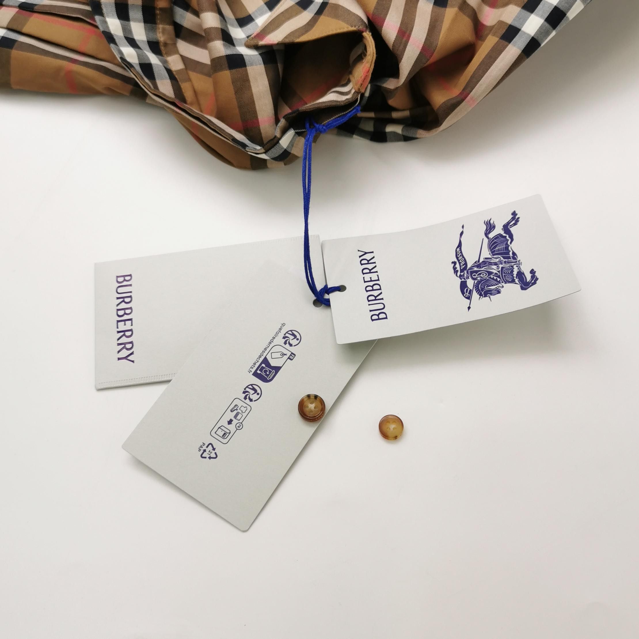 Burberry Burberry Women 2 Button Ups Size XS / US 0-2 / IT 36-38 - 4 Thumbnail