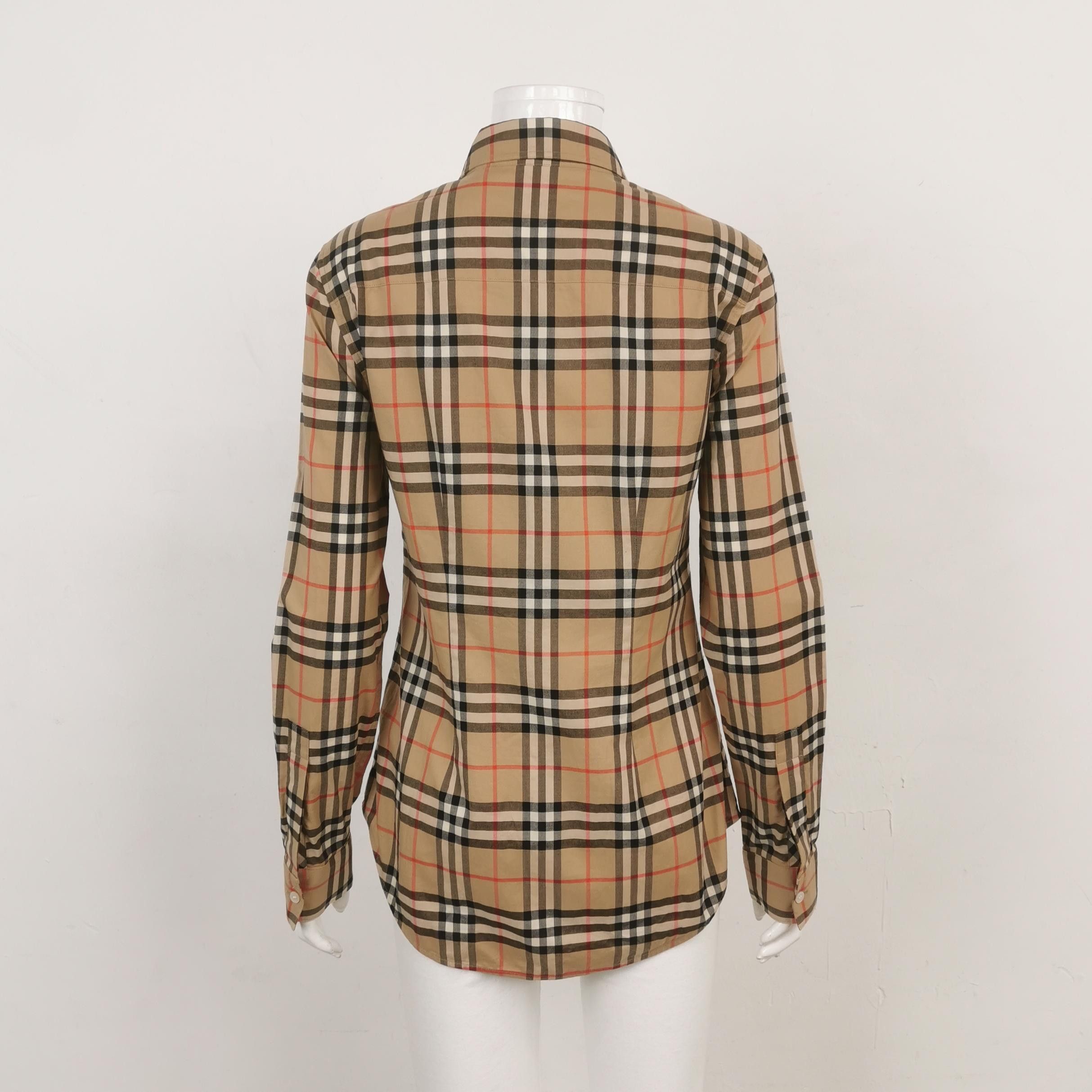 Burberry Burberry Women s Button Ups Size S / US 4 / IT 40 - 2 Thumbnail