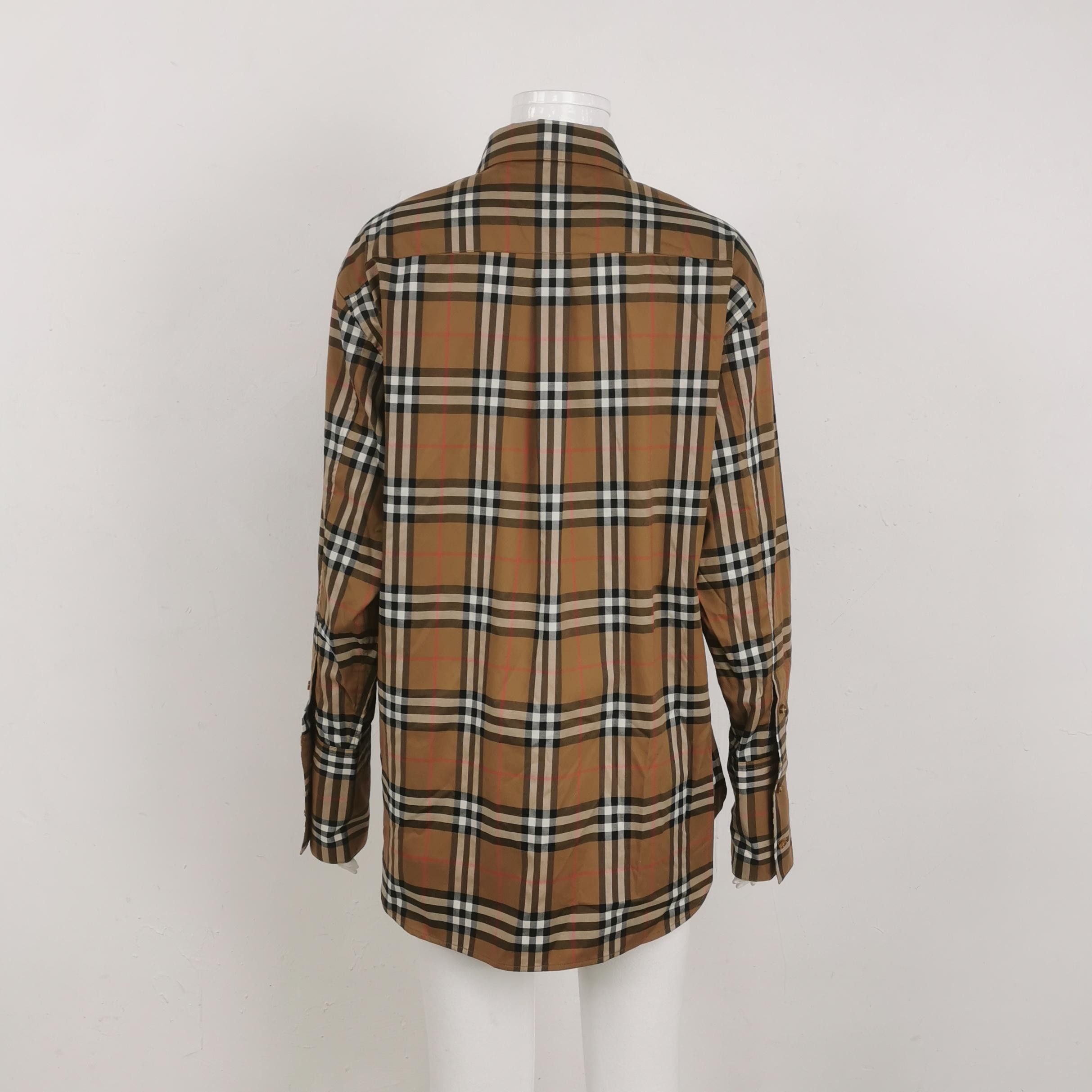 Burberry Burberry Women s Button Ups Size S / US 4 / IT 40 - 2 Thumbnail