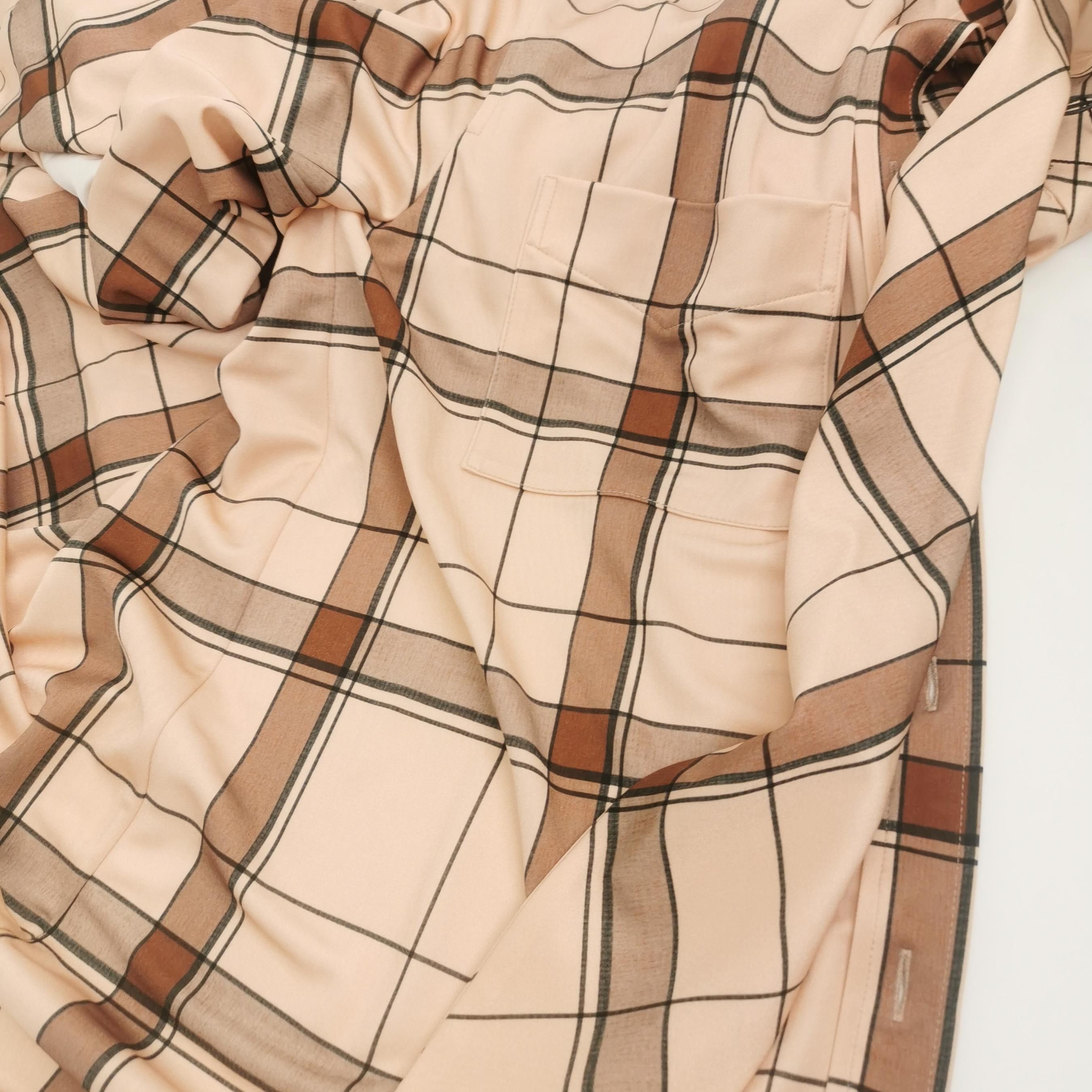 Burberry Burberry Women s Button Ups Size S / US 4 / IT 40 - 3 Thumbnail
