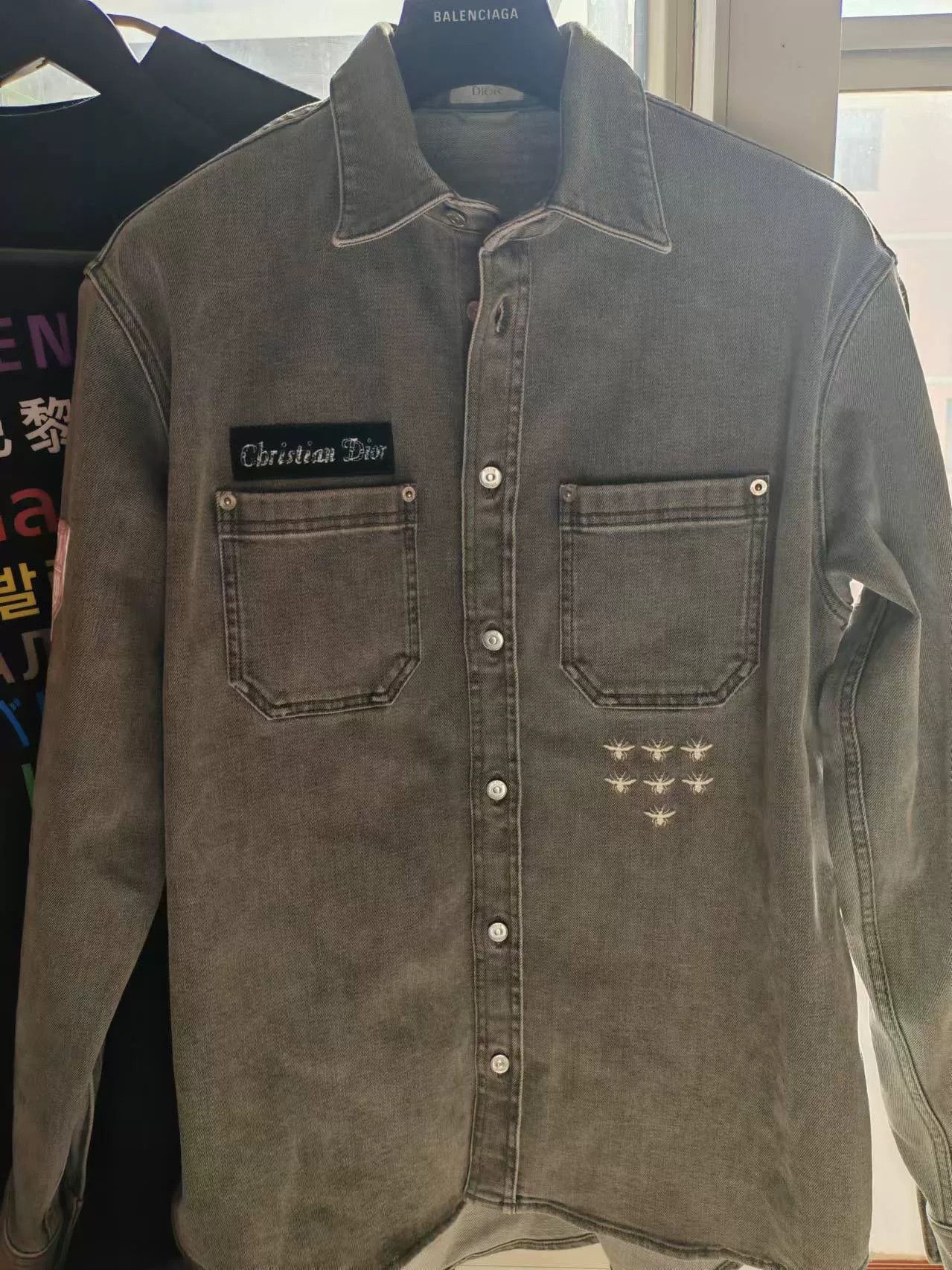 Dior Dior Bee Logo Embroidered Denim Shirt 39 Size US M / EU 48-50 / 2 - 2 Thumbnail