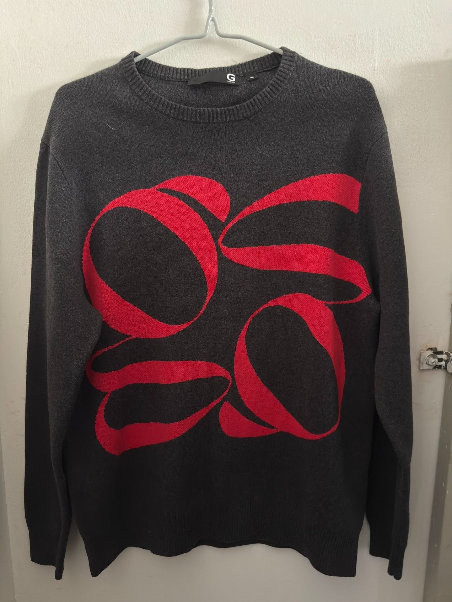 Givenchy Givenchy Red Graphic Logo Cotton Sweater XL Size US XL / EU 56 / 4 - 2 Thumbnail