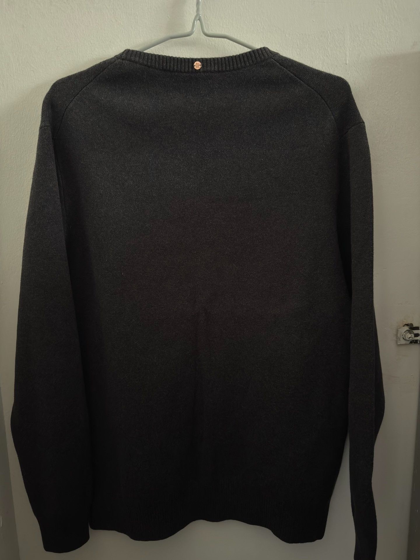 Givenchy Givenchy Red Graphic Logo Cotton Sweater XL Size US XL / EU 56 / 4 - 3 Thumbnail