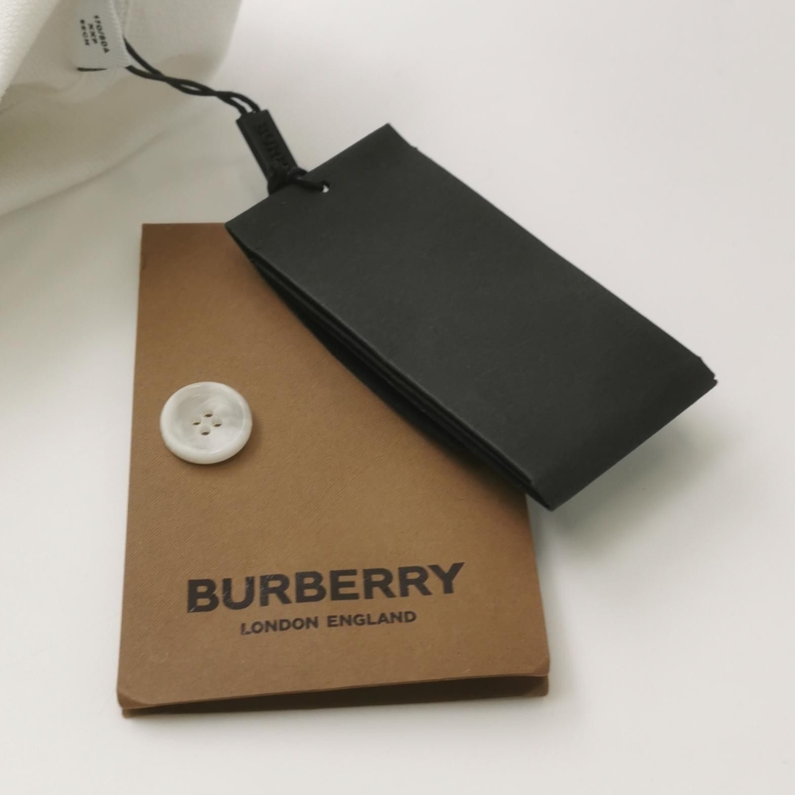 Burberry Burberry Women m Short Sleeve Shirts Size M / US 6-8 / IT 42-44 - 4 Thumbnail
