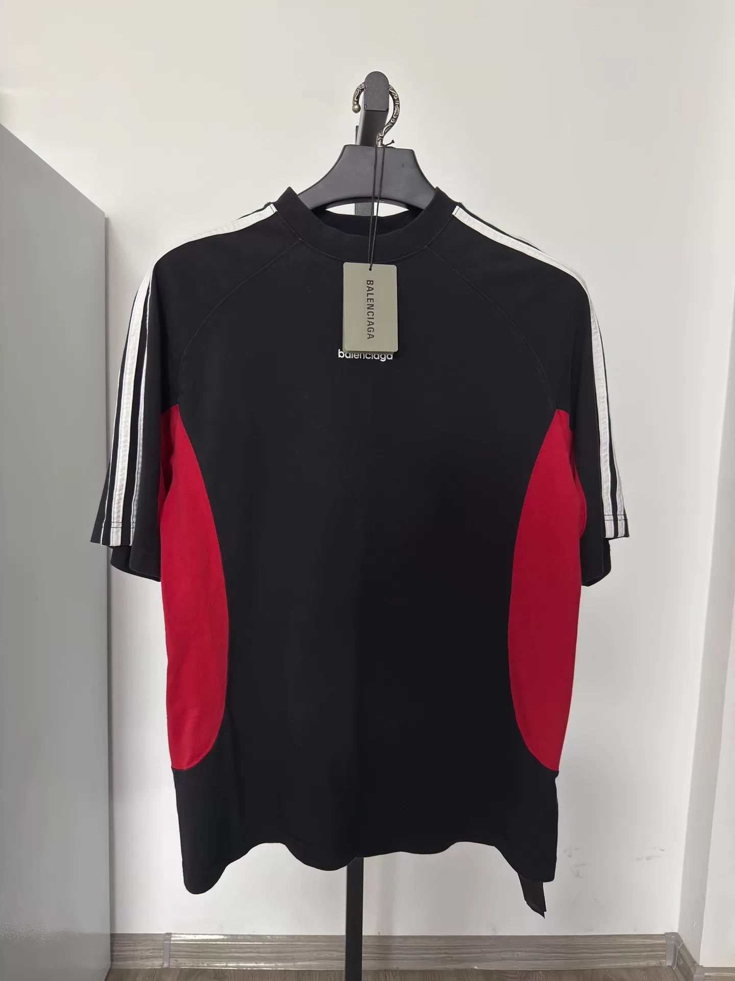 Balenciaga Balenciaga x Adidas Paneled T-Shirt XXS Size US XXS / EU 40 - 2 Thumbnail