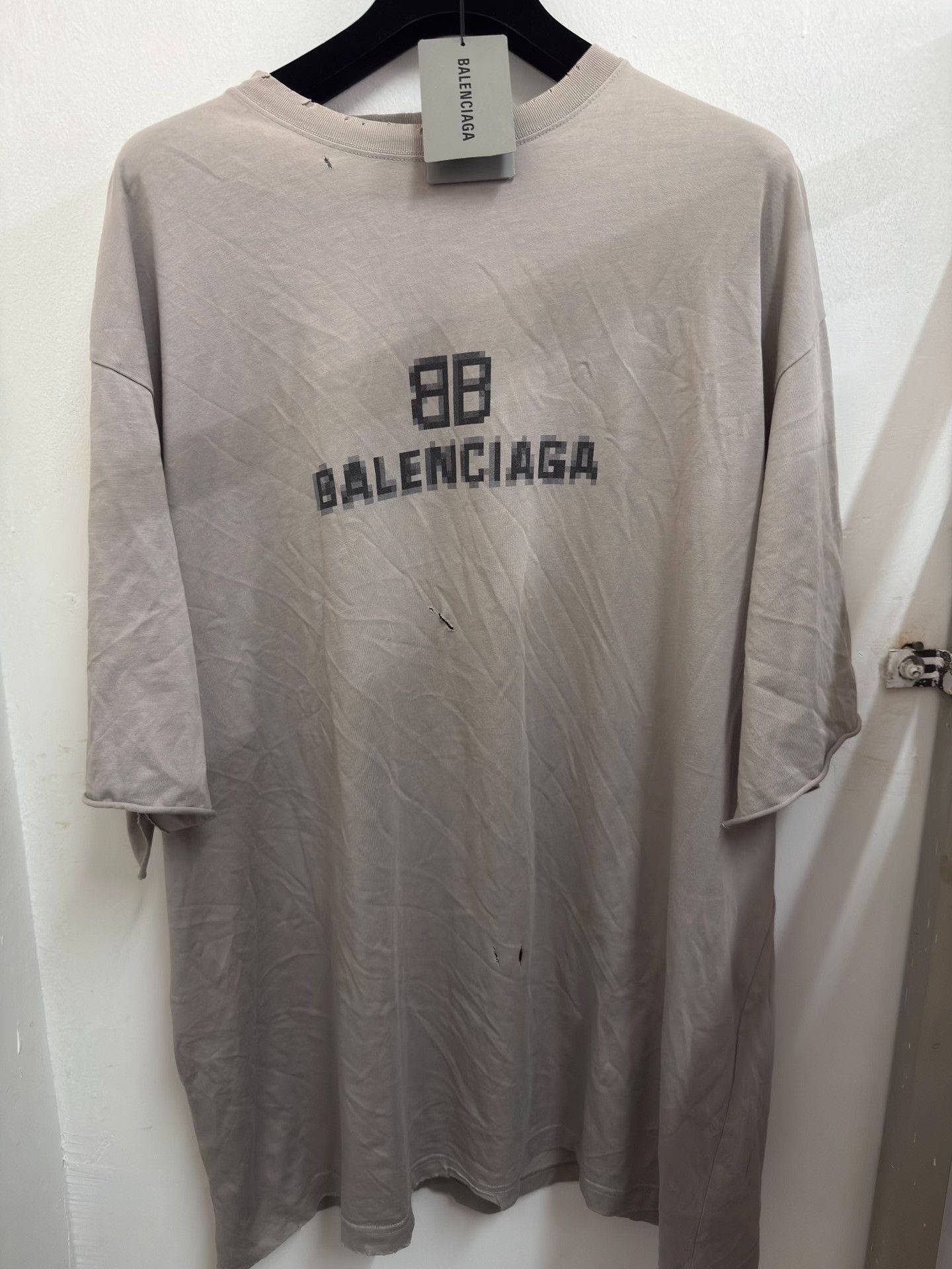 Balenciaga Balenciaga Distressed Mosaic Logo T-Shirt M Size US M / EU 48-50 / 2 - 2 Thumbnail