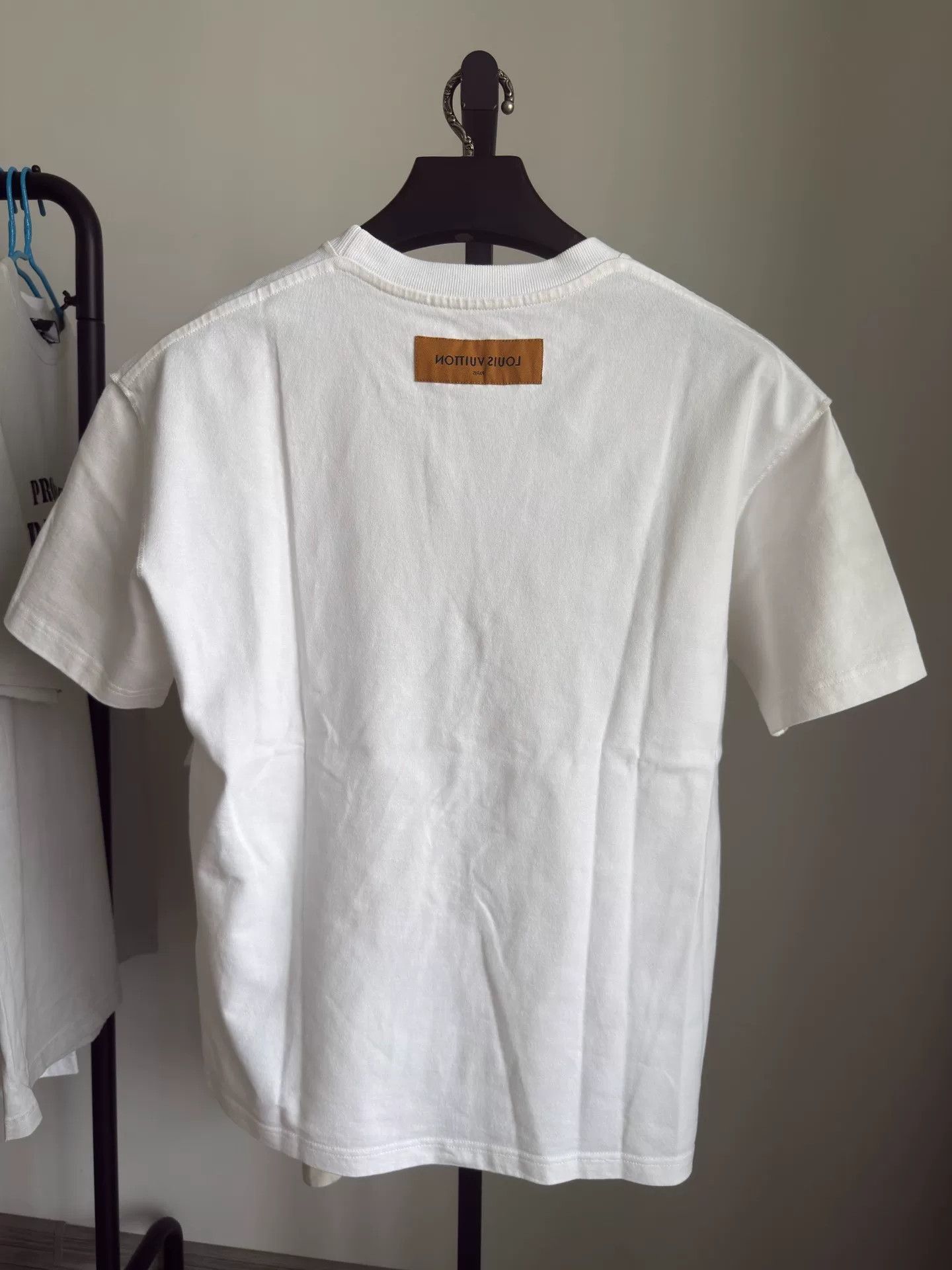 Louis Vuitton Louis Vuitton Rainbow Studio Homme T-Shirt Size M Size US M / EU 48-50 / 2 - 3 Thumbnail
