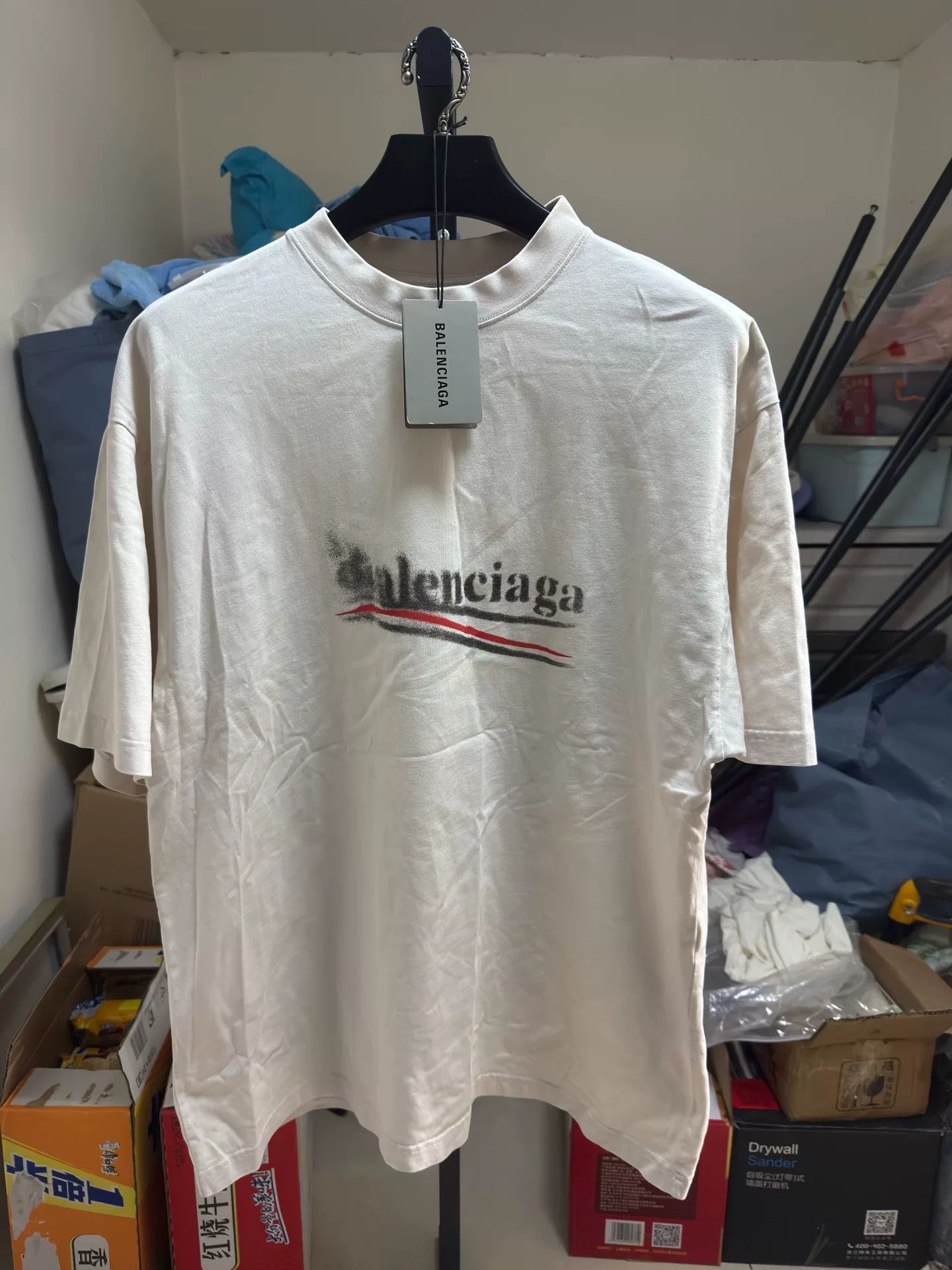 Balenciaga Balenciaga Blurred Graphic Logo T-Shirt Size M Size US M / EU 48-50 / 2 - 2 Thumbnail