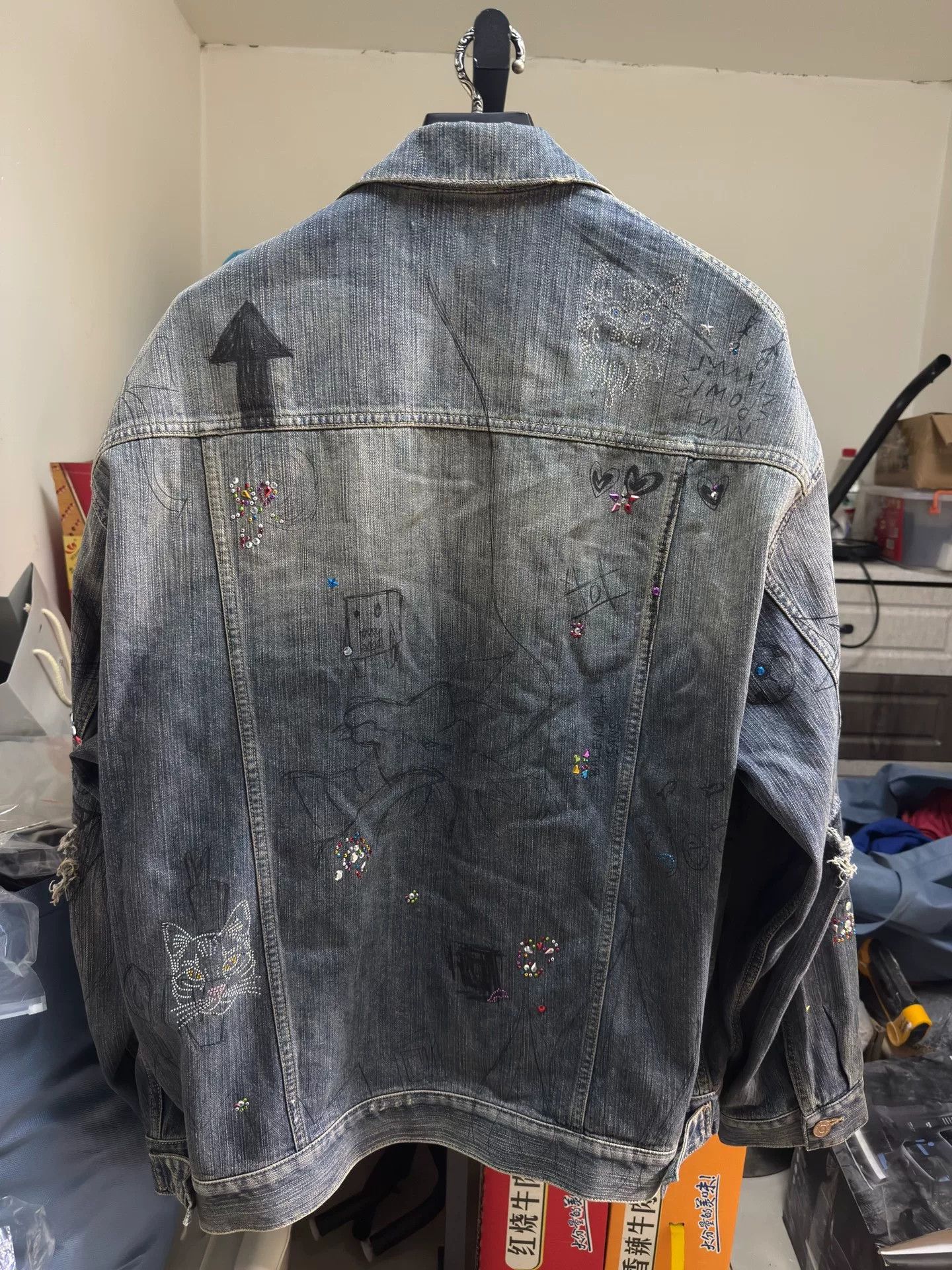 Balenciaga Balenciaga Graffiti Rhinestone Denim Jacket Size 1 Size US S / EU 44-46 / 1 - 3 Thumbnail