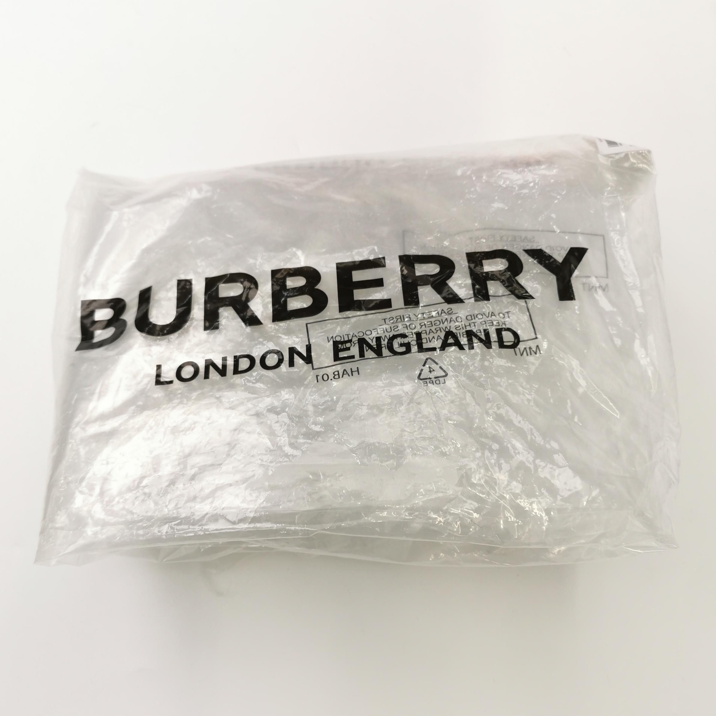 Burberry Burberry Women s Button Ups Size S / US 4 / IT 40 - 8 Thumbnail