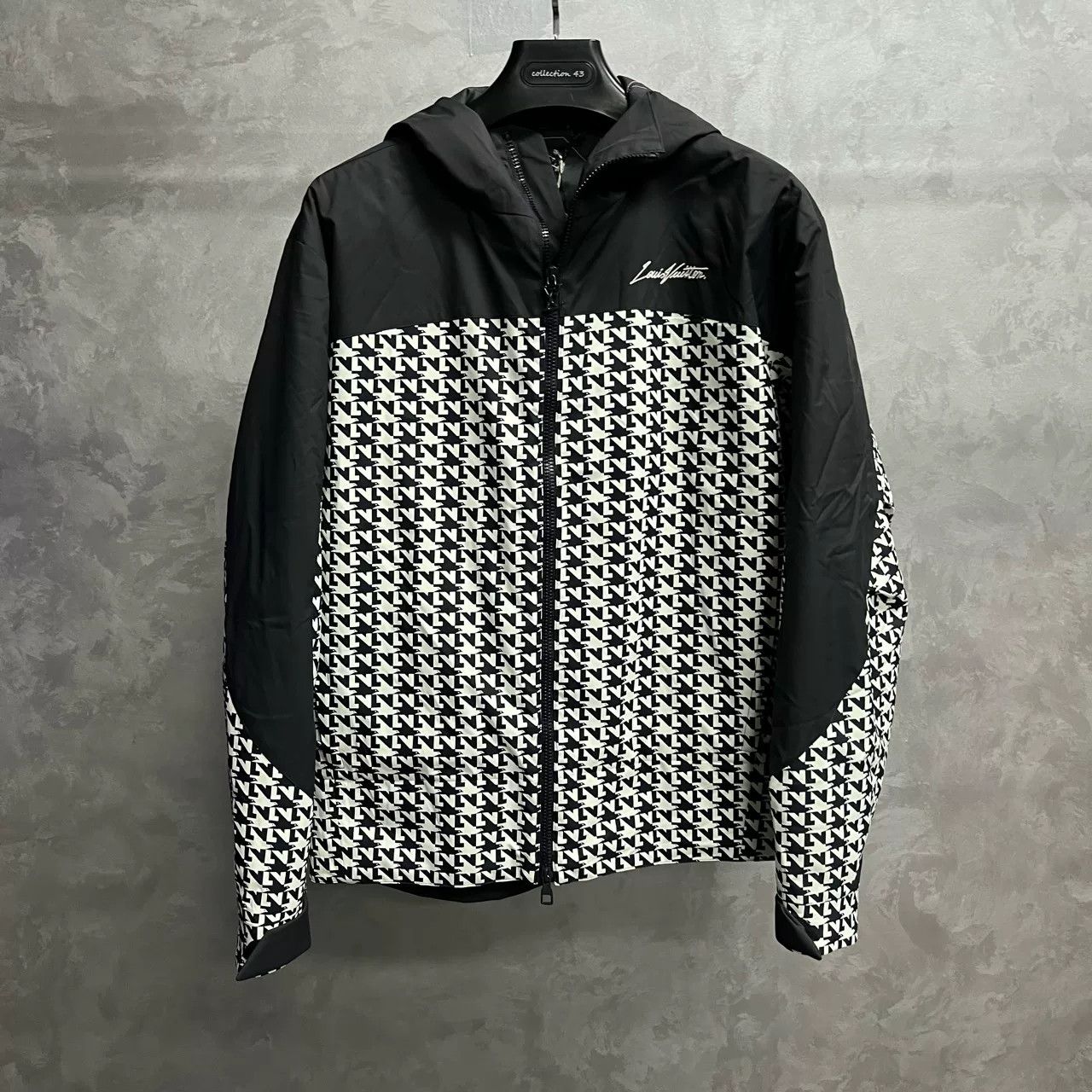 Louis Vuitton Louis Vuitton Houndstooth Hooded Jacket Size 44 Size US S / EU 44-46 / 1 - 2 Thumbnail