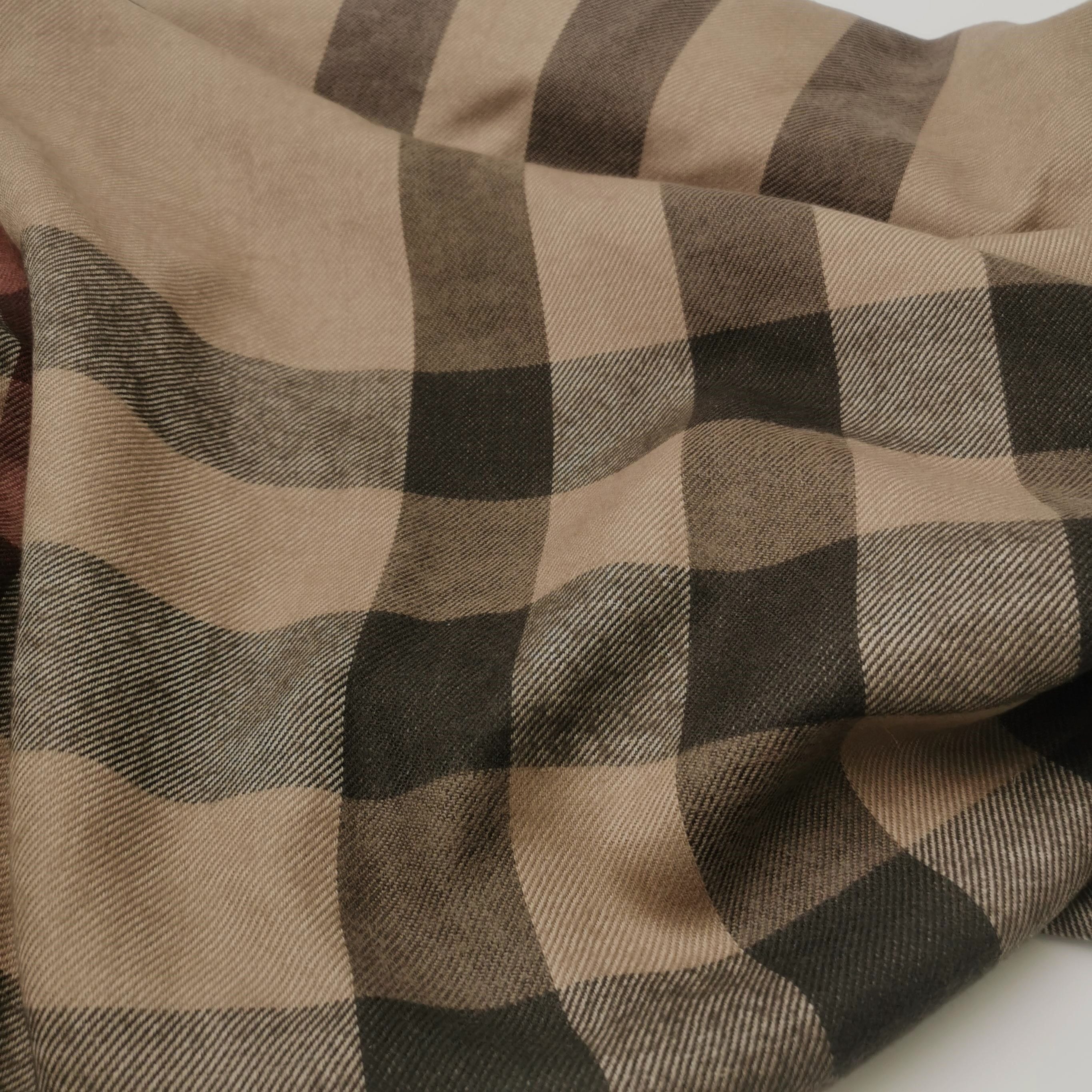 Burberry Burberry Women s Coats Size S / US 4 / IT 40 - 3 Thumbnail