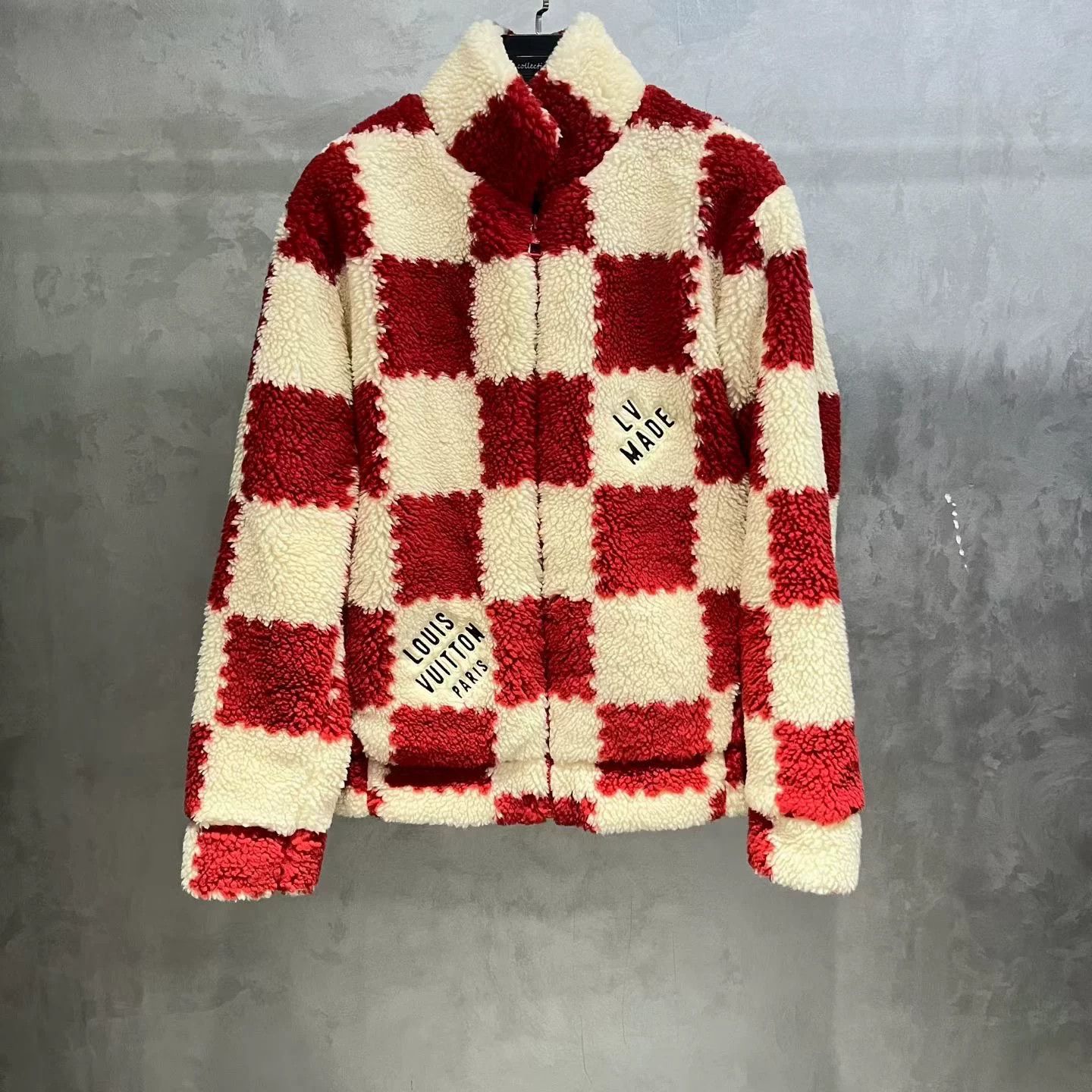 Louis Vuitton Louis Vuitton Damier Fleece Blouson XL Size US XL / EU 56 / 4 - 2 Thumbnail