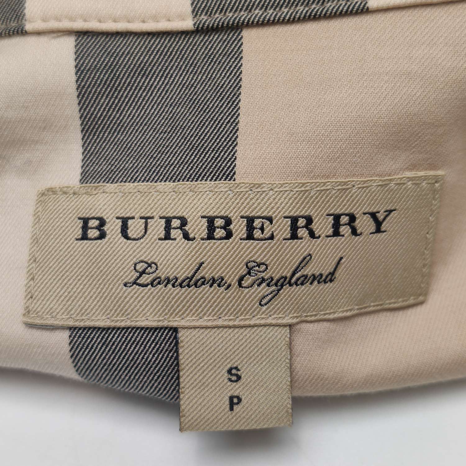 Burberry Burberry Women s Button Ups Size S / US 4 / IT 40 - 5 Thumbnail