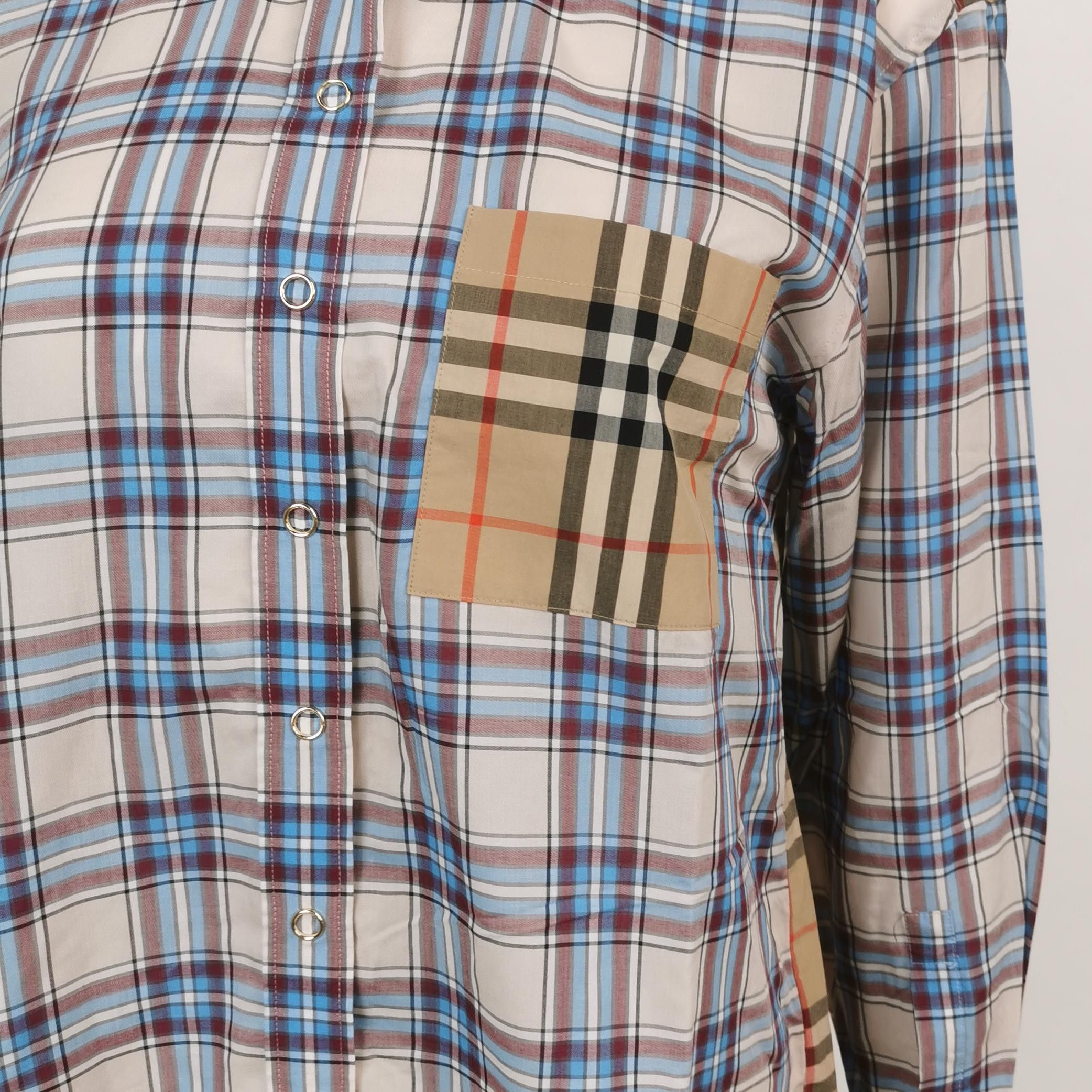 Burberry Burberry Women 2 Button Ups Size XS / US 0-2 / IT 36-38 - 3 Thumbnail