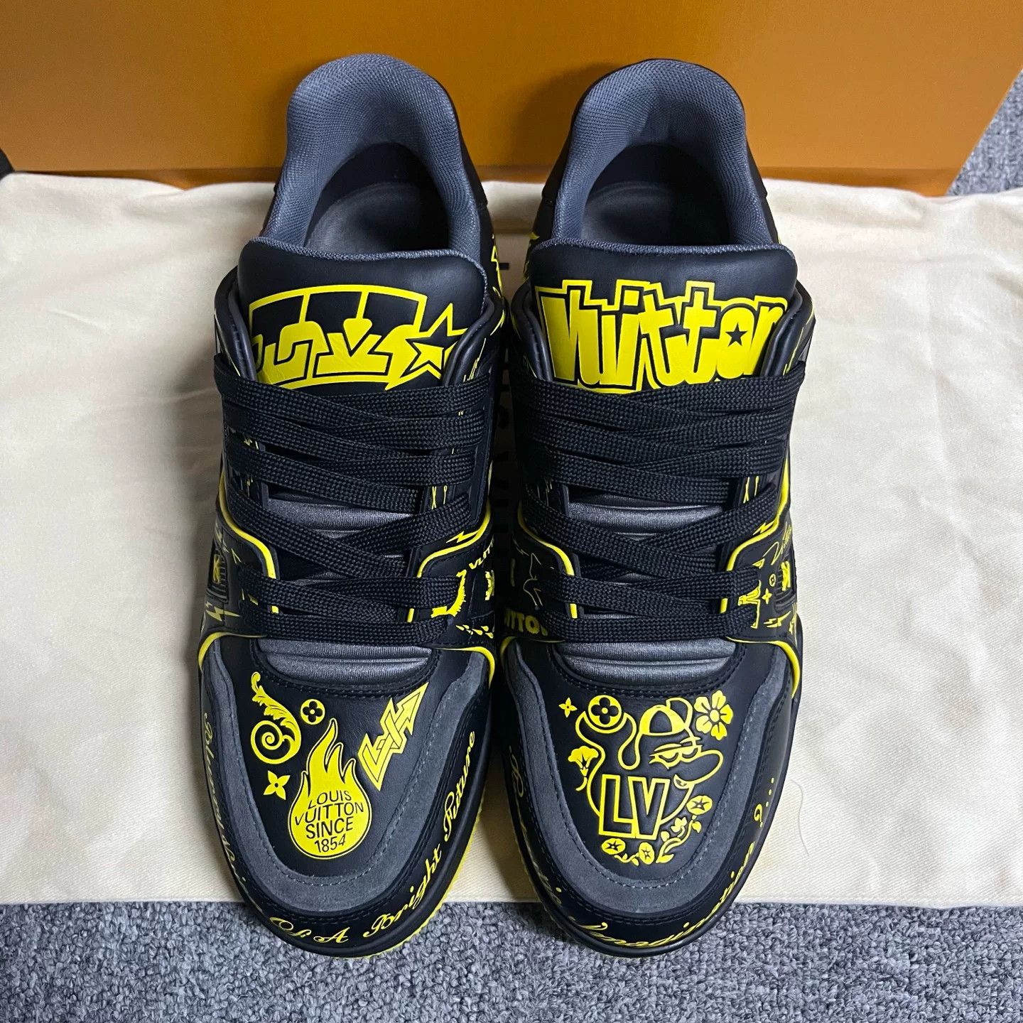 Louis Vuitton Louis Vuitton Graphic LV Trainer Sneakers 6 Size US 7 / EU 40 - 4 Thumbnail