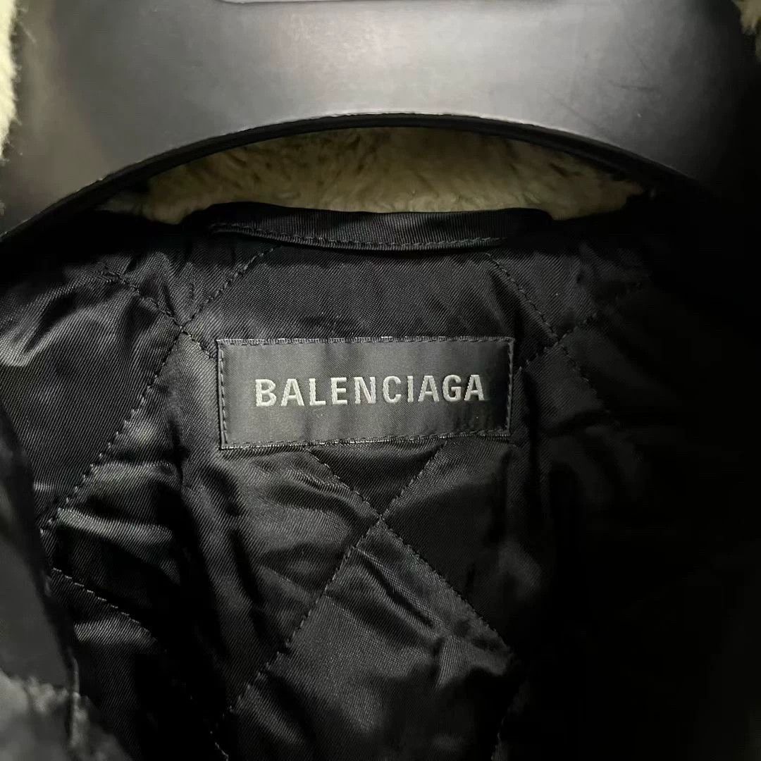 Balenciaga Balenciaga All Over Logo Faux Fur Zip Jacket 34 Size XS / US 0-2 / IT 36-38 - 4 Thumbnail