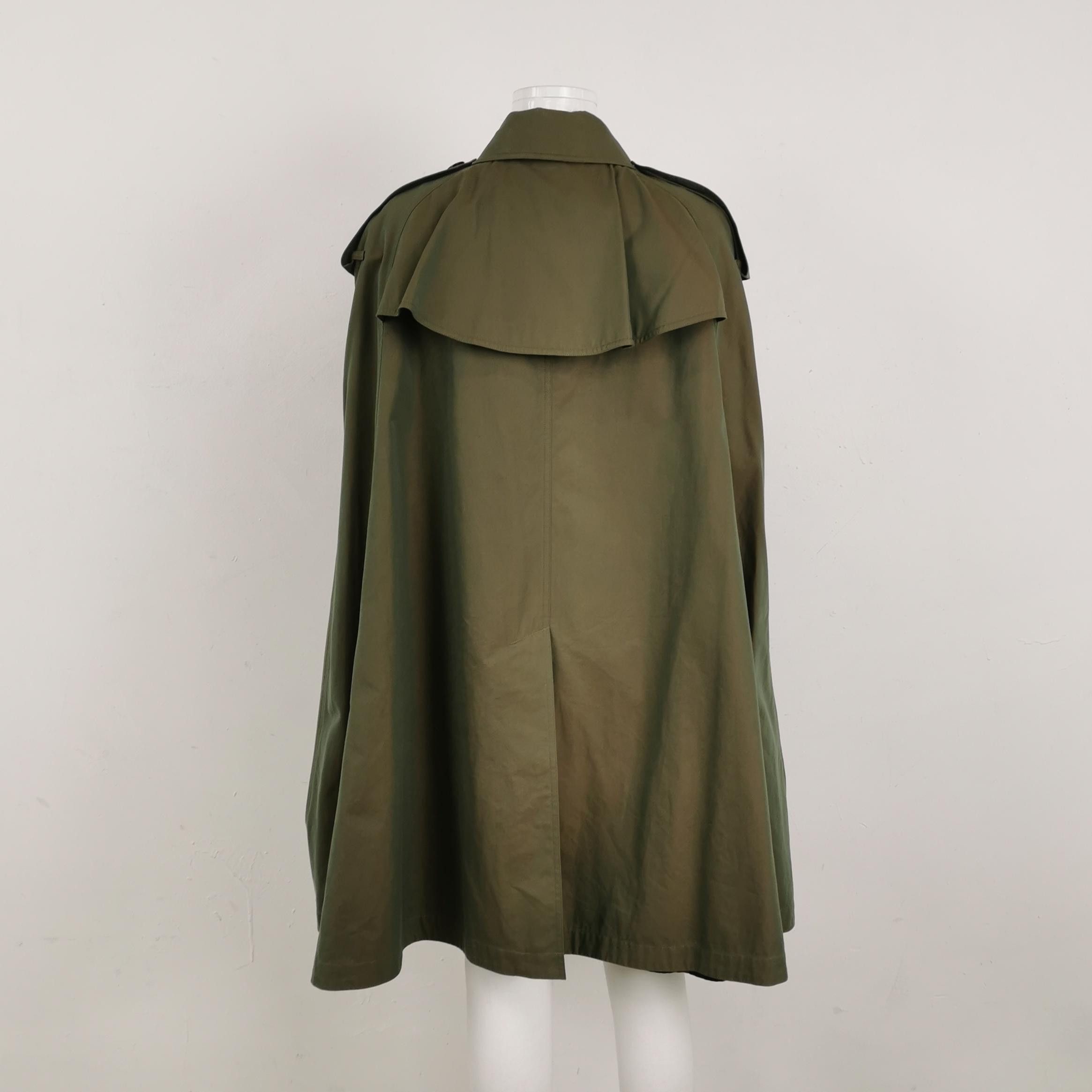 Burberry Burberry Women s Coats Size S / US 4 / IT 40 - 2 Thumbnail