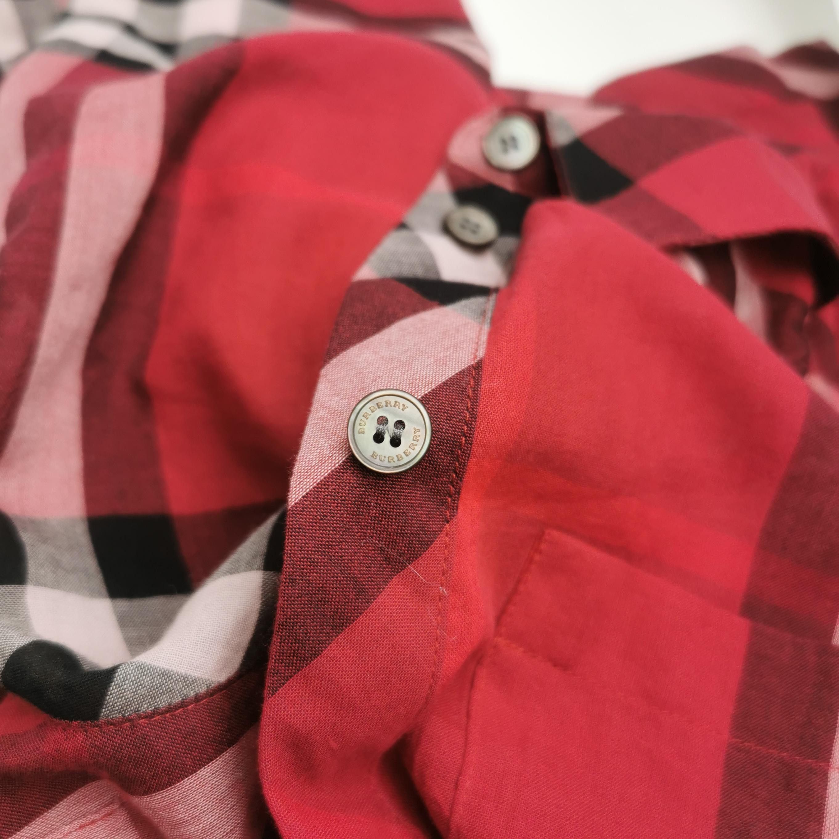 Burberry Burberry Women m Short Sleeve Shirts Size M / US 6-8 / IT 42-44 - 3 Thumbnail