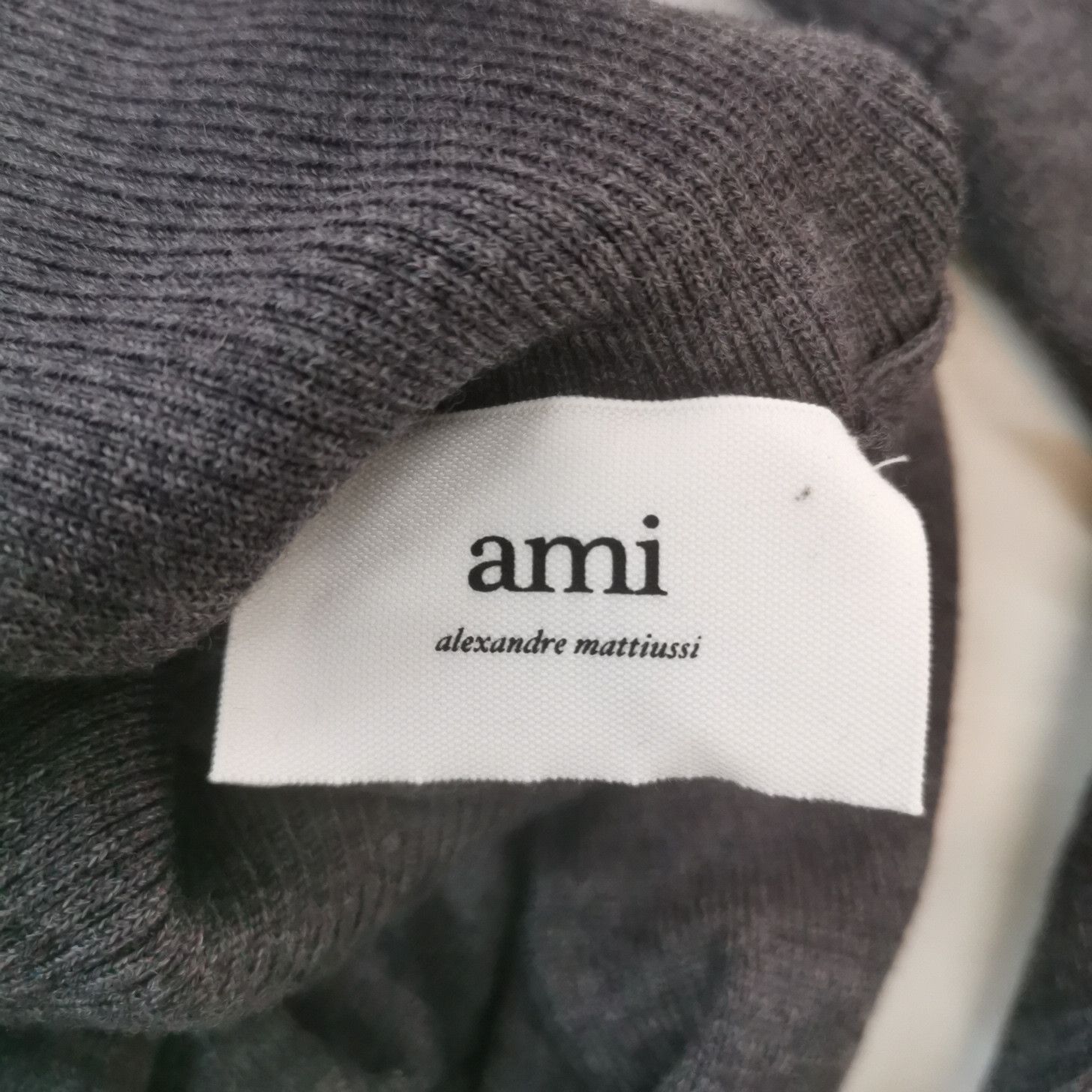 AMI AMI Heart Logo Merino Wool Turtleneck Sweater US S Size US S / EU 44-46 / 1 - 5 Thumbnail