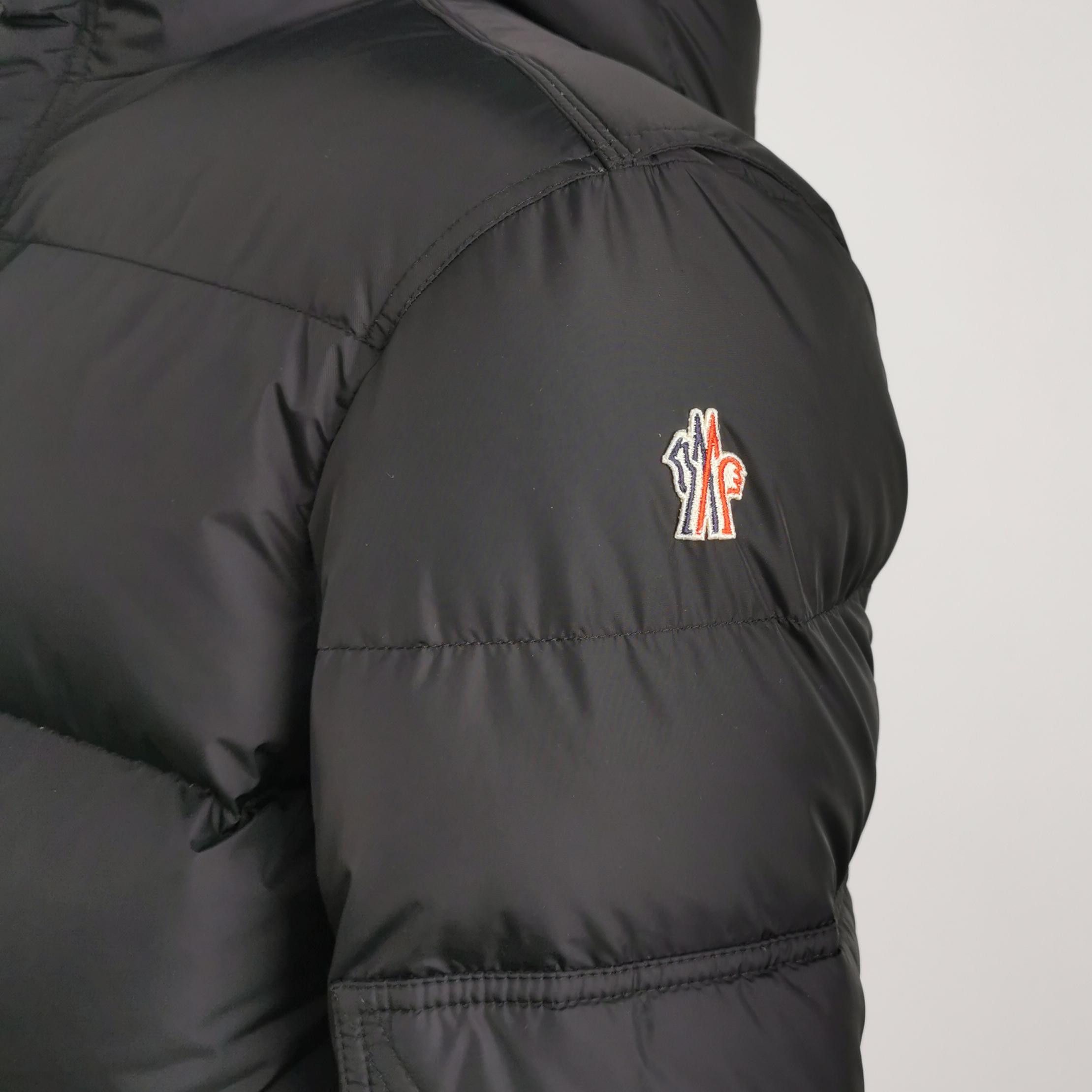 Moncler Moncler Kasanka Hooded Down Jacket Size 3 Size US L / EU 52-54 / 3 - 3 Thumbnail