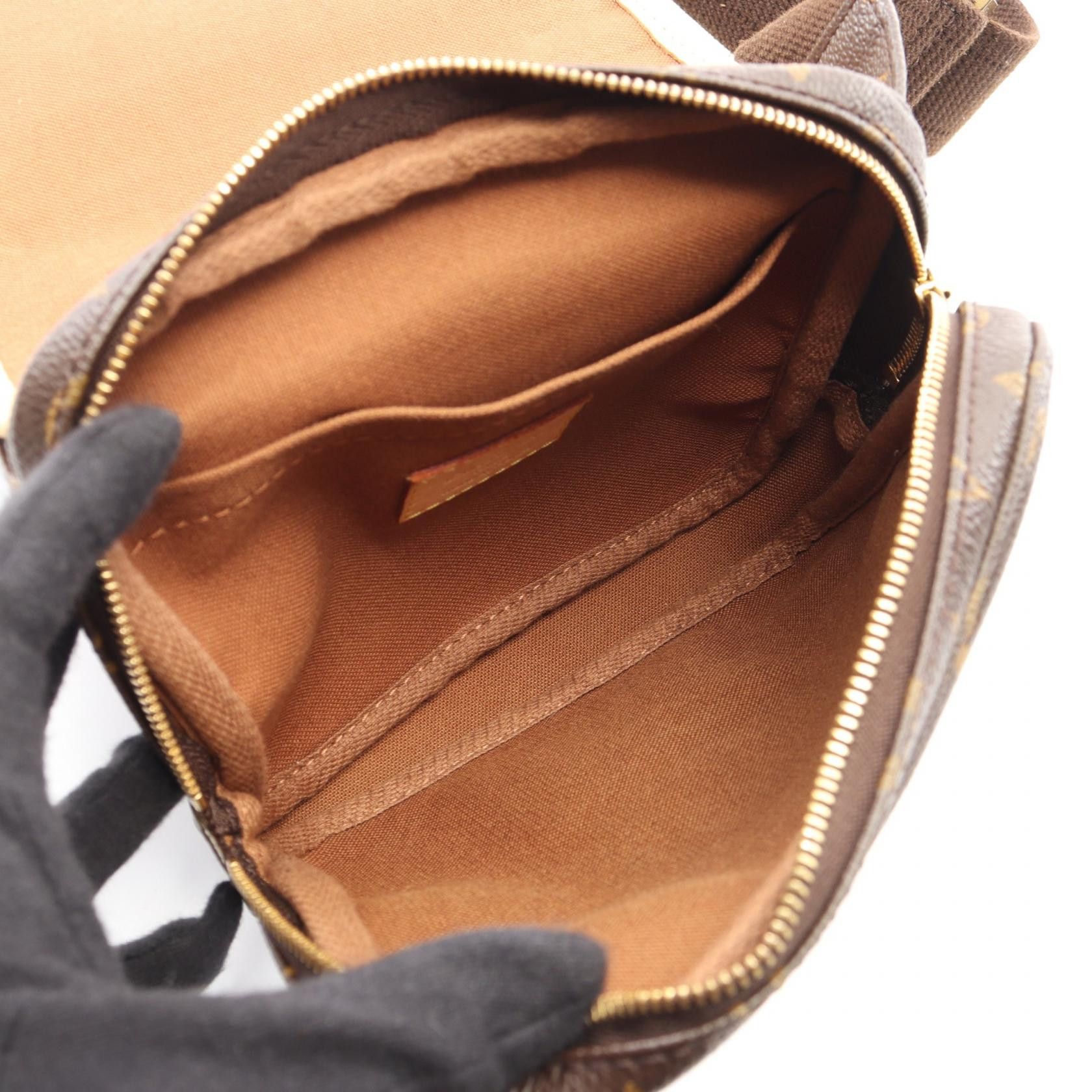 Louis Vuitton Louis Vuitton Louis Vuitton Bosphore Monogram waist bag Textile Belt Bag M40108 DUTY FREE for USA Size ONE SIZE - 3 Thumbnail