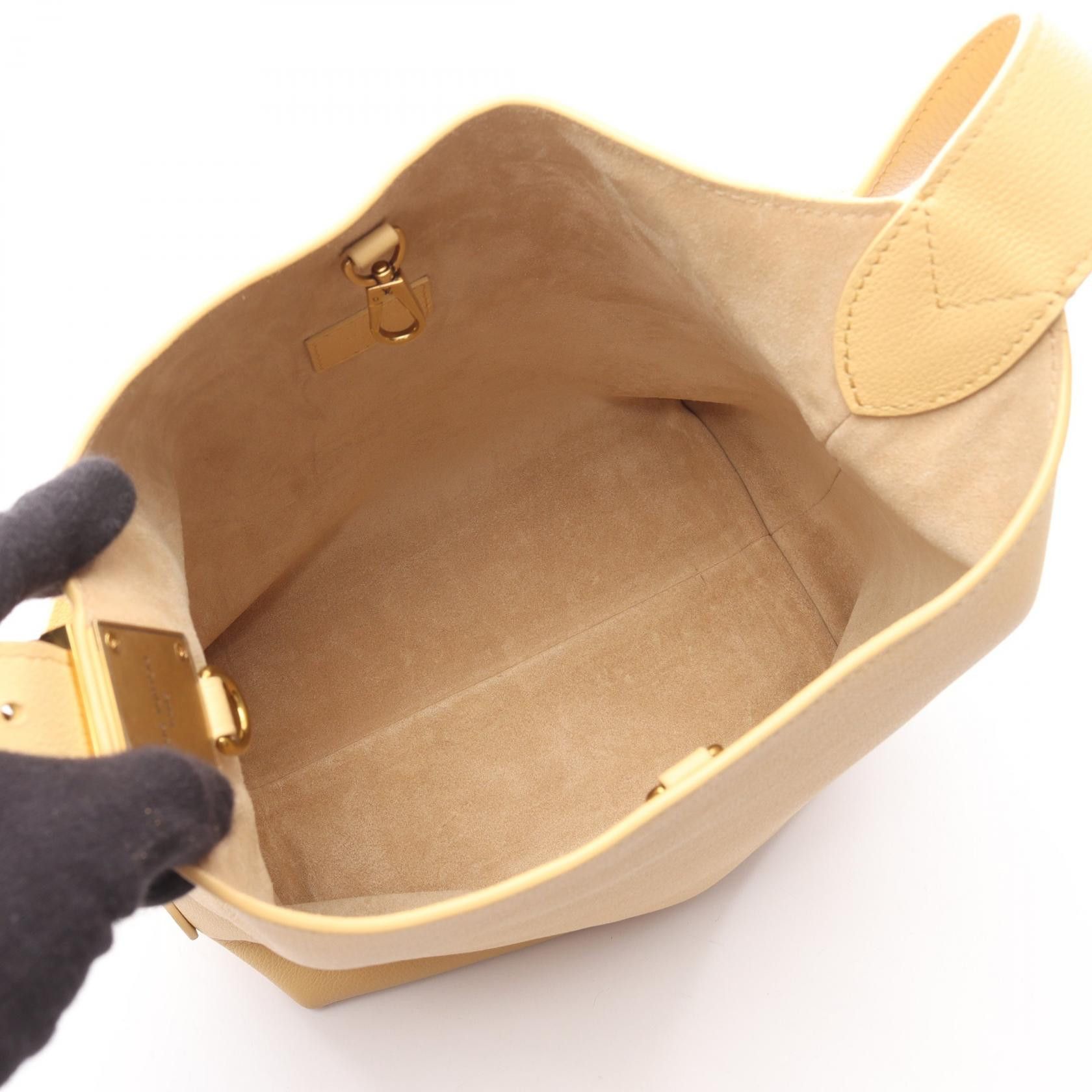 Louis Vuitton Louis Vuitton Louis Vuitton Low Key Hobo PM Calf Leather Shoulder Bag Leather Shoulder Bag M25353 DUTY FREE for USA Size ONE SIZE - 3 Thumbnail