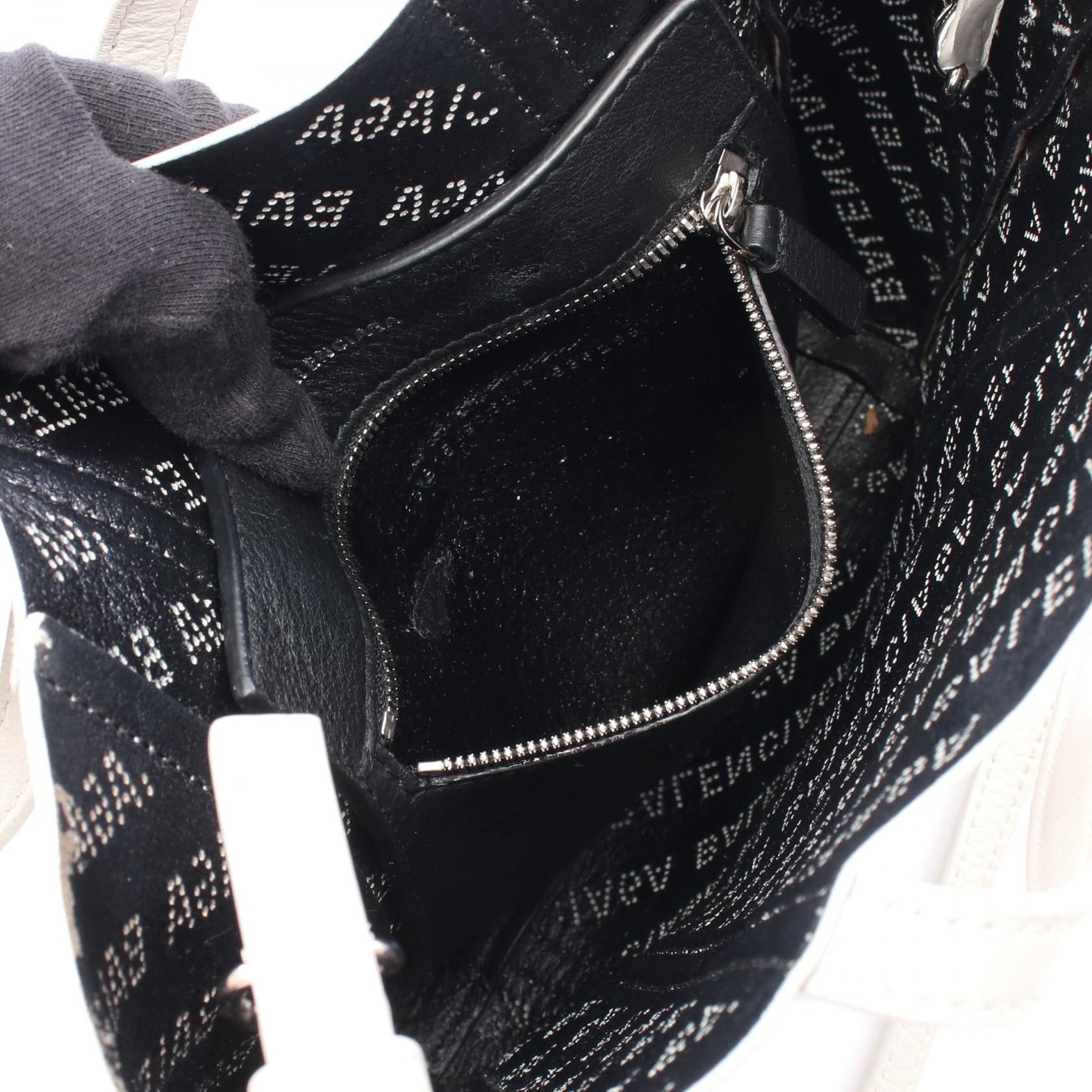 Balenciaga Balenciaga Balenciaga Everyday XXS Leather Tote Bag Leather Tote Bag DUTY FREE for USA Size ONE SIZE - 5 Thumbnail