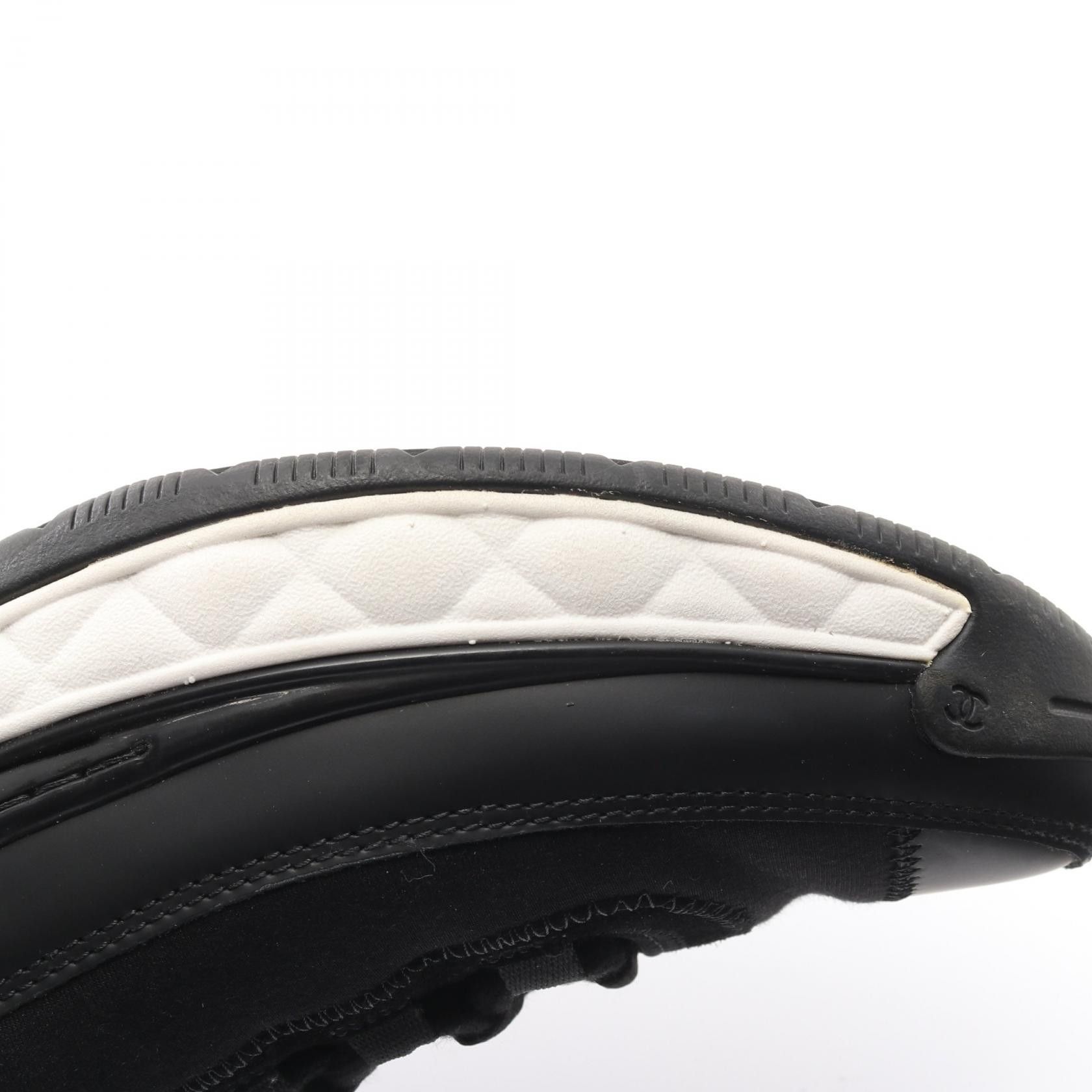 Chanel Chanel Chanel Coco Mark Leather Sneakers Leather Shoes G35617 DUTY FREE for USA Size ONE SIZE - 7 Thumbnail