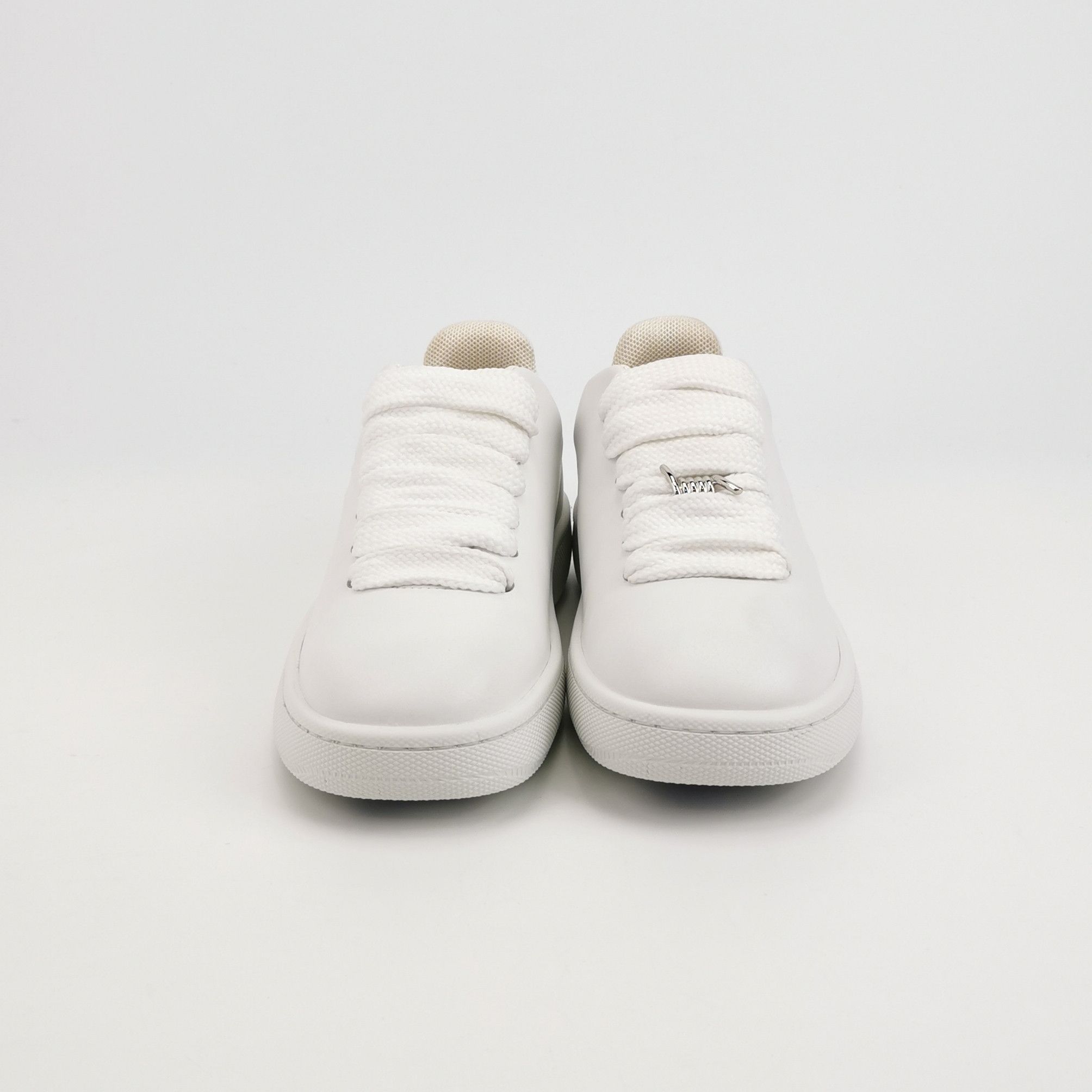 Burberry Burberry Women 6 Lowtop Sneakers Size US 6 / IT 36 - 3 Thumbnail