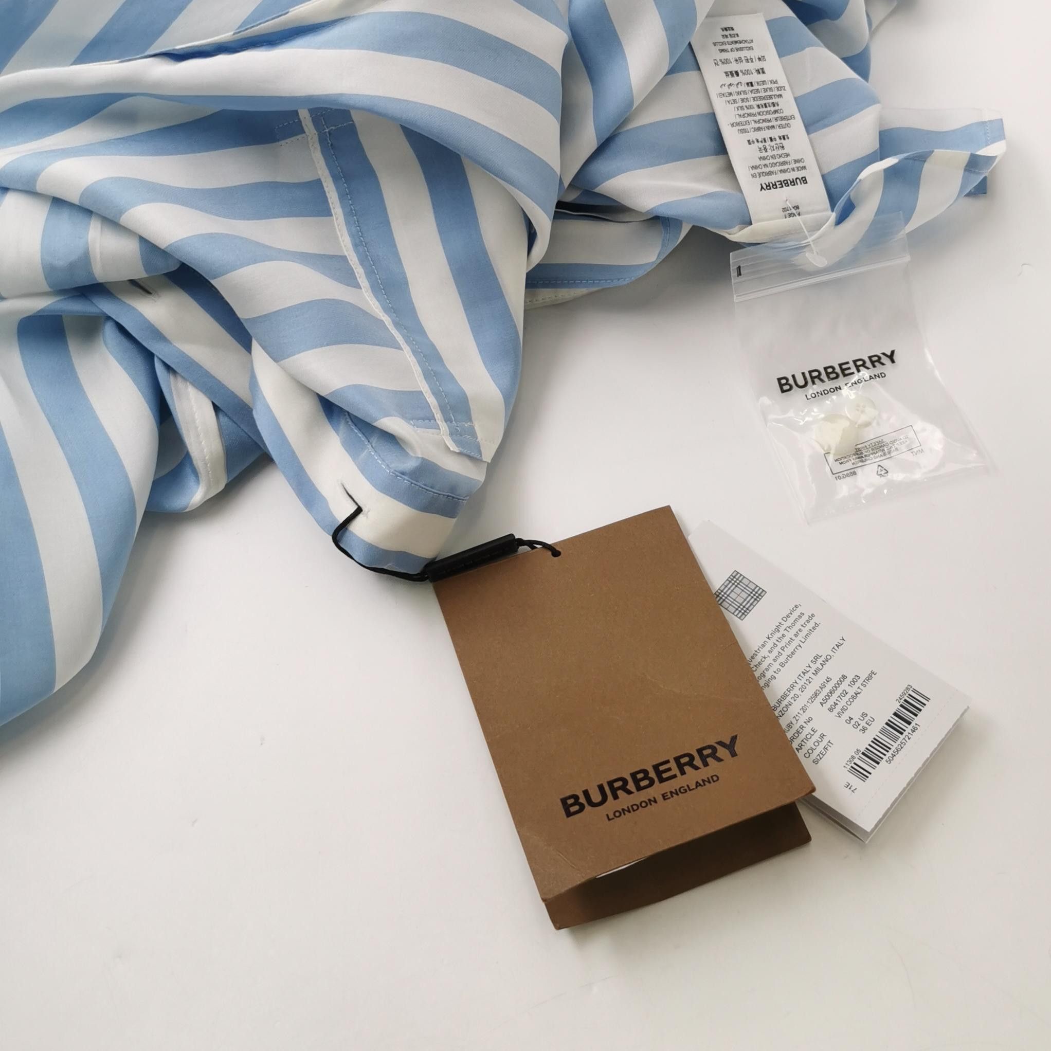 Burberry Burberry Women 2 Button Ups Size XS / US 0-2 / IT 36-38 - 4 Thumbnail