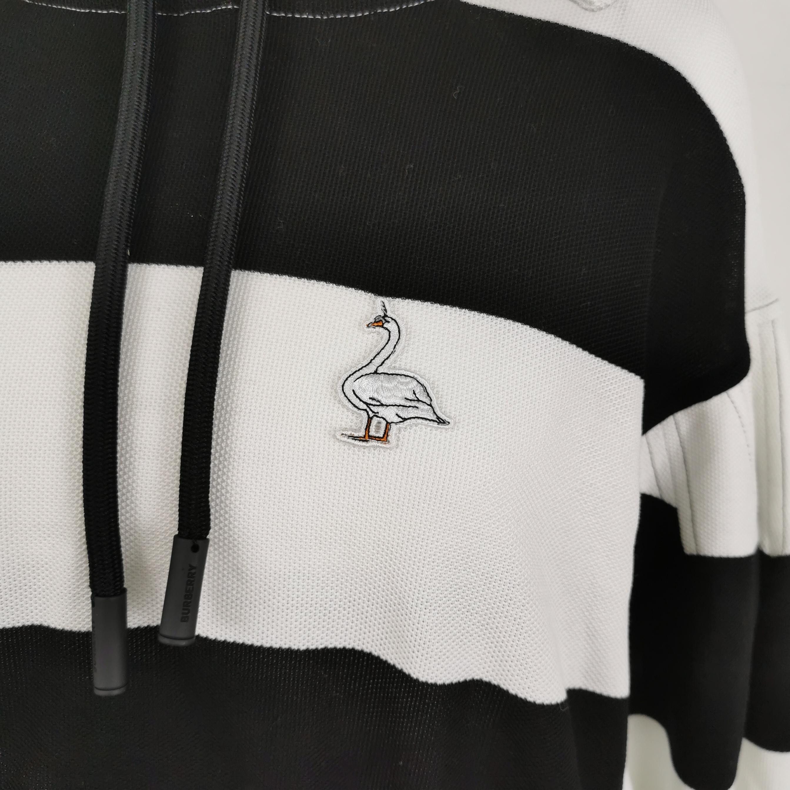 Burberry Burberry Women m Hoodies Size M / US 6-8 / IT 42-44 - 3 Thumbnail