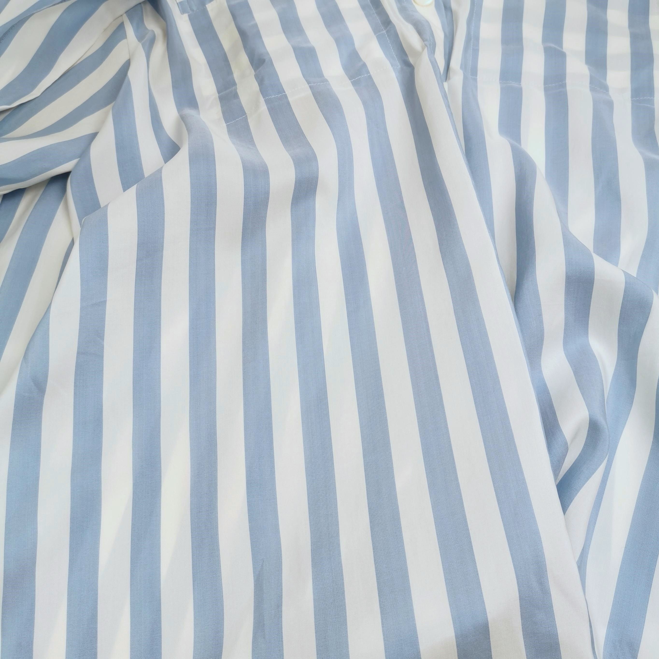 Burberry Burberry Women s Button Ups Size S / US 4 / IT 40 - 3 Thumbnail