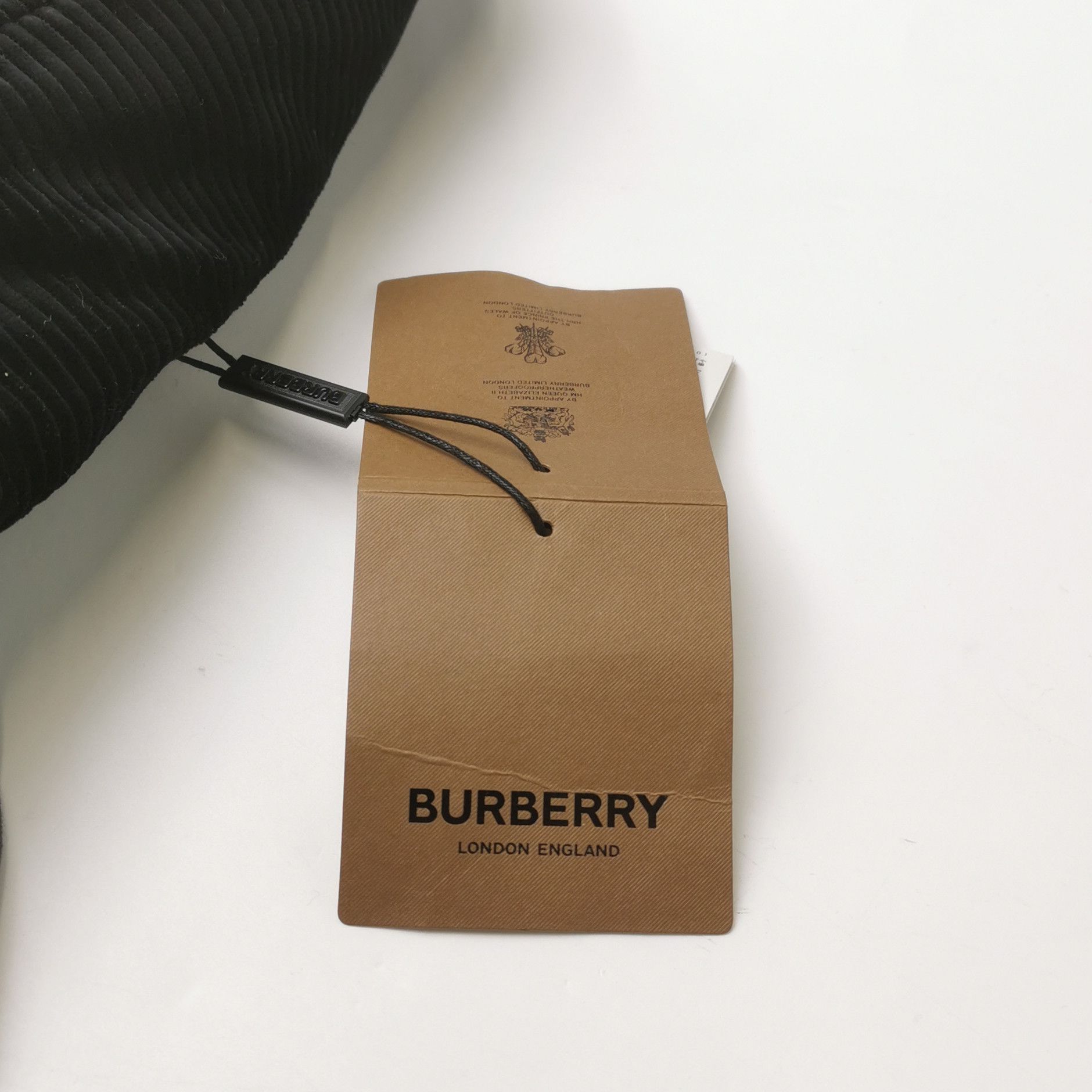 Burberry Burberry Women m Down Jackets Size M / US 6-8 / IT 42-44 - 4 Thumbnail