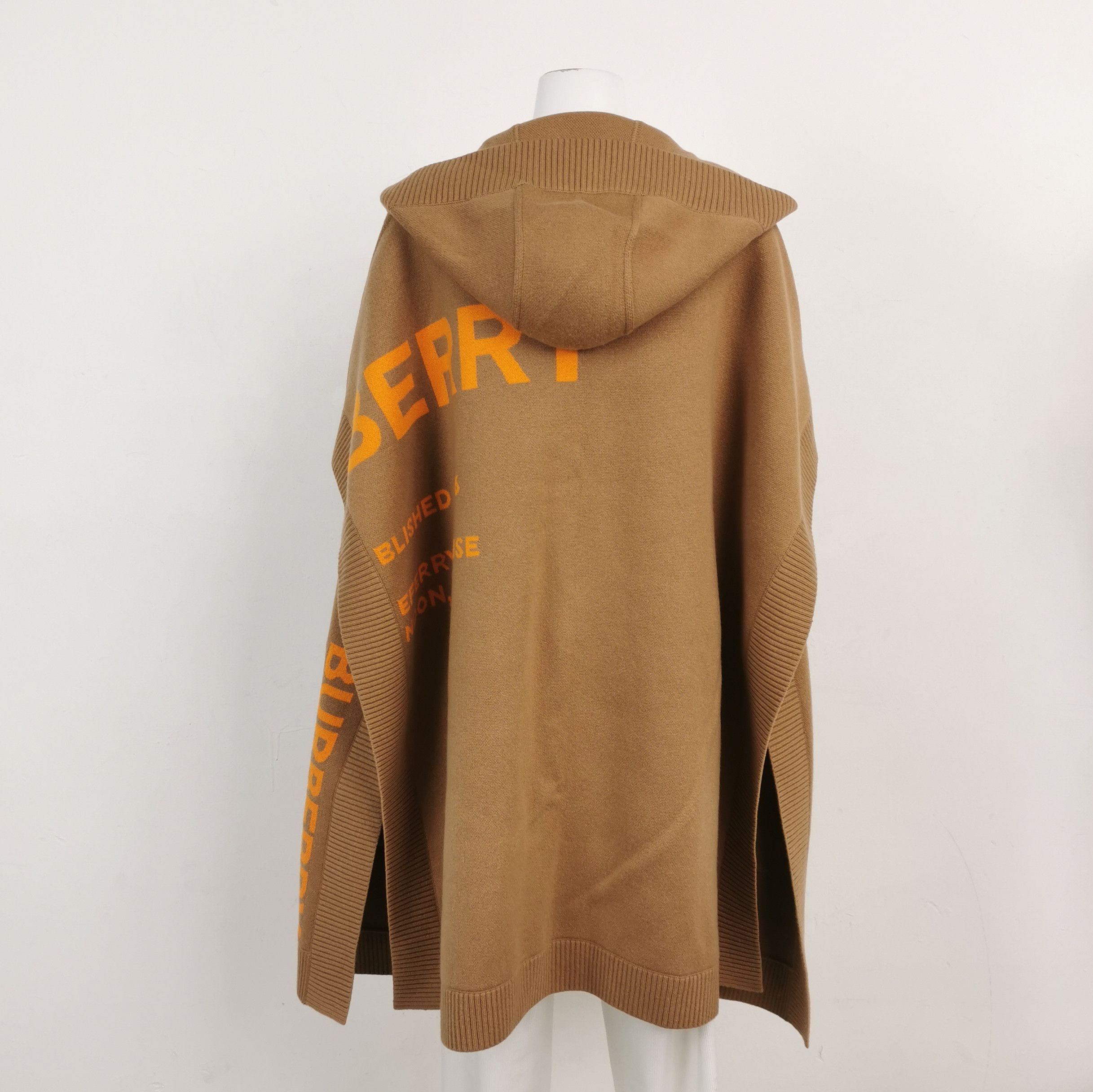 Burberry Burberry Women s Coats Size S / US 4 / IT 40 - 2 Thumbnail