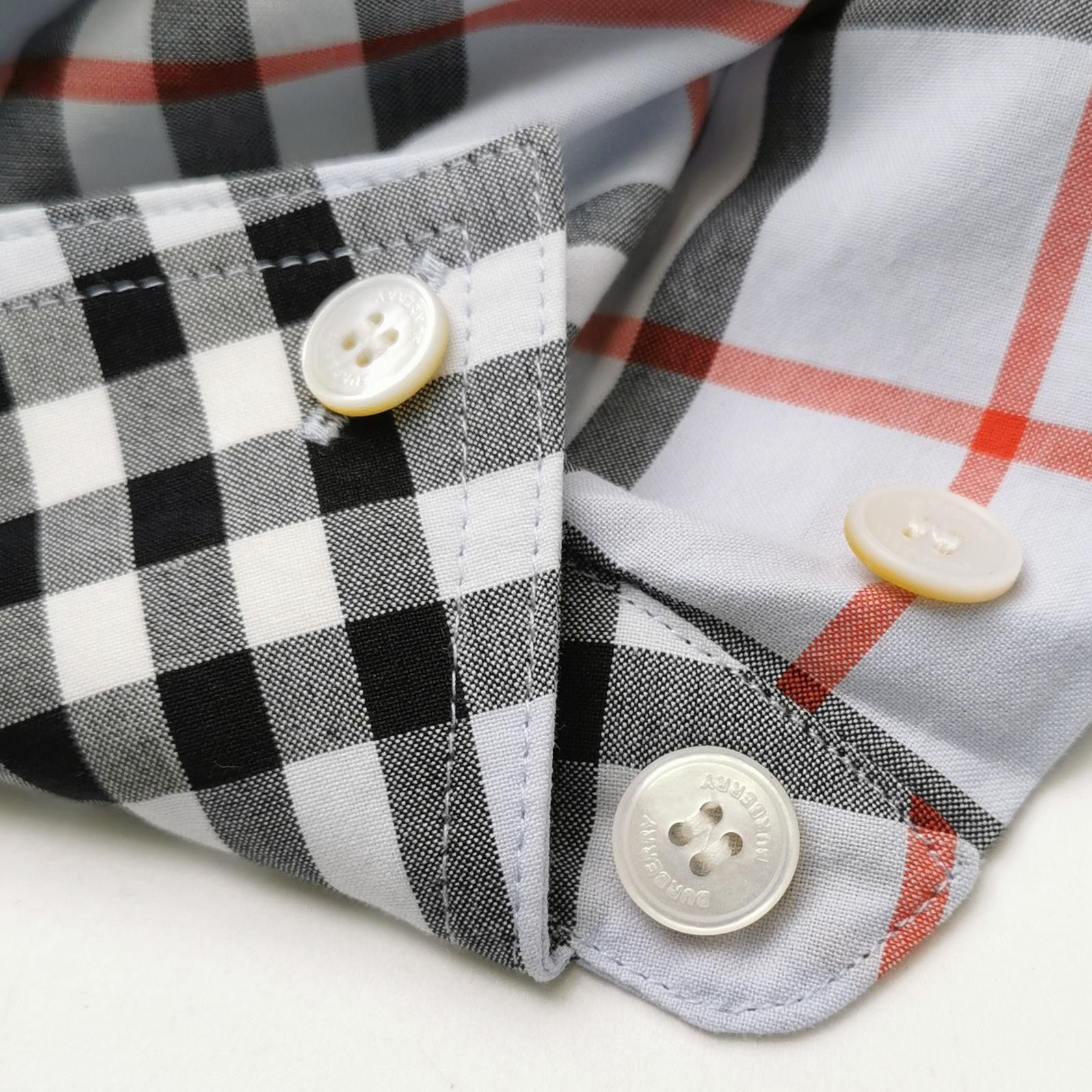 Burberry Burberry Women 2 Button Ups Size XS / US 0-2 / IT 36-38 - 3 Thumbnail
