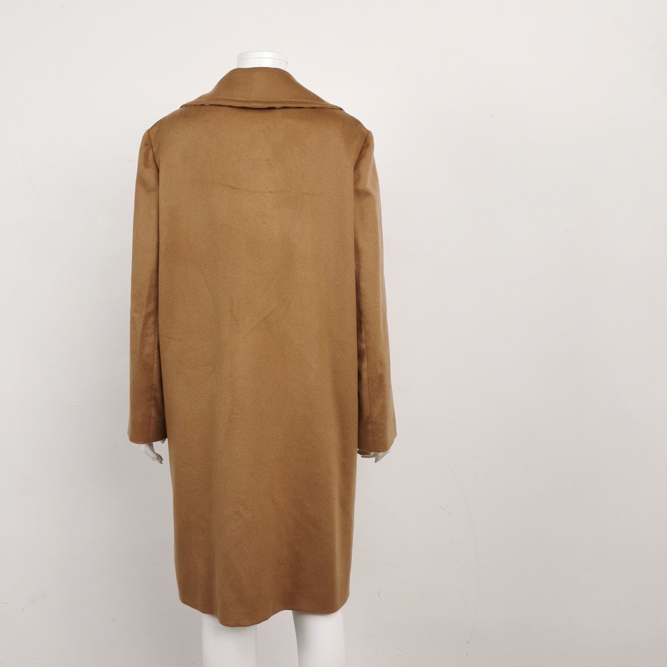 Burberry Burberry Women s Coats Size S / US 4 / IT 40 - 2 Thumbnail