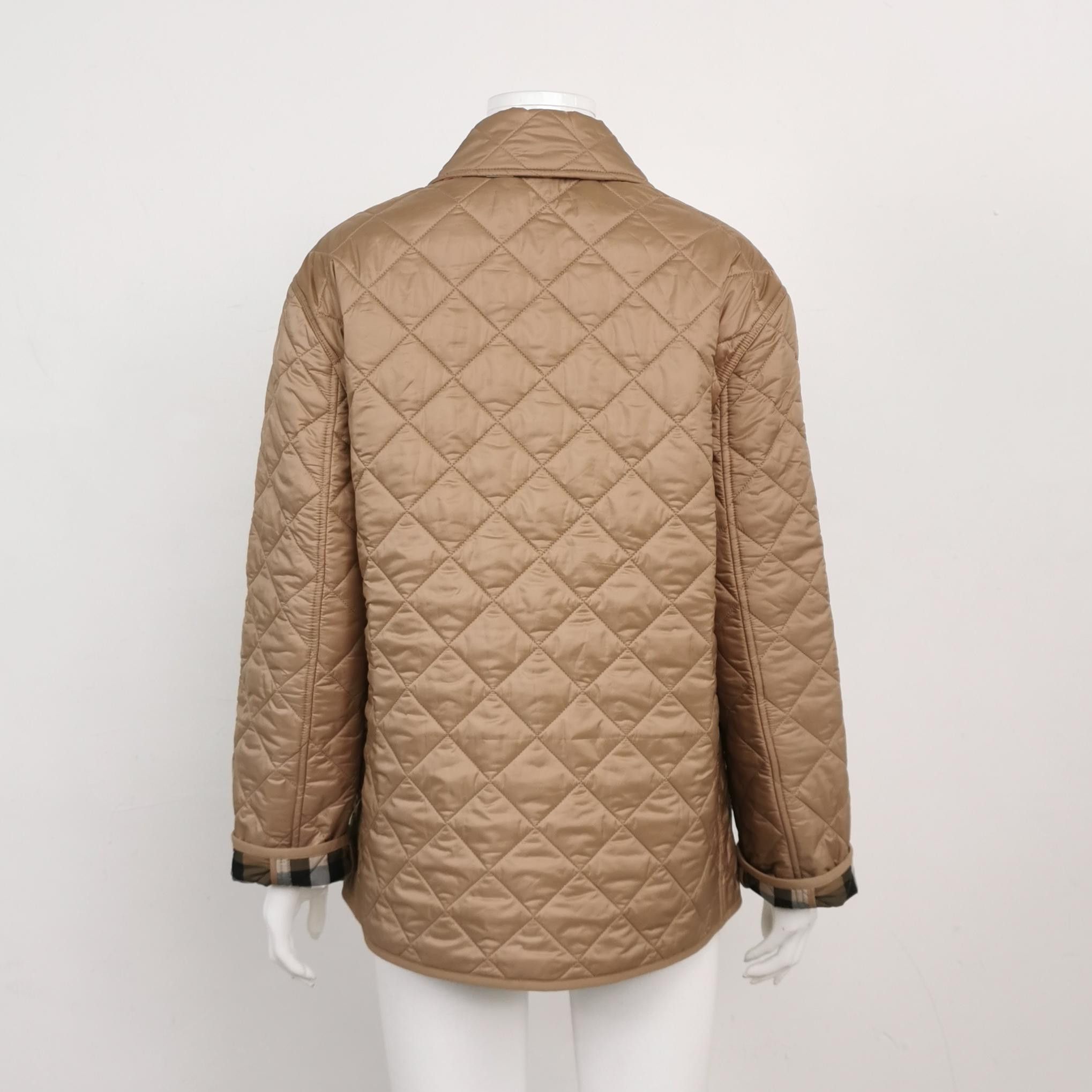 Burberry Burberry Women m Down Jackets Size M / US 6-8 / IT 42-44 - 2 Thumbnail