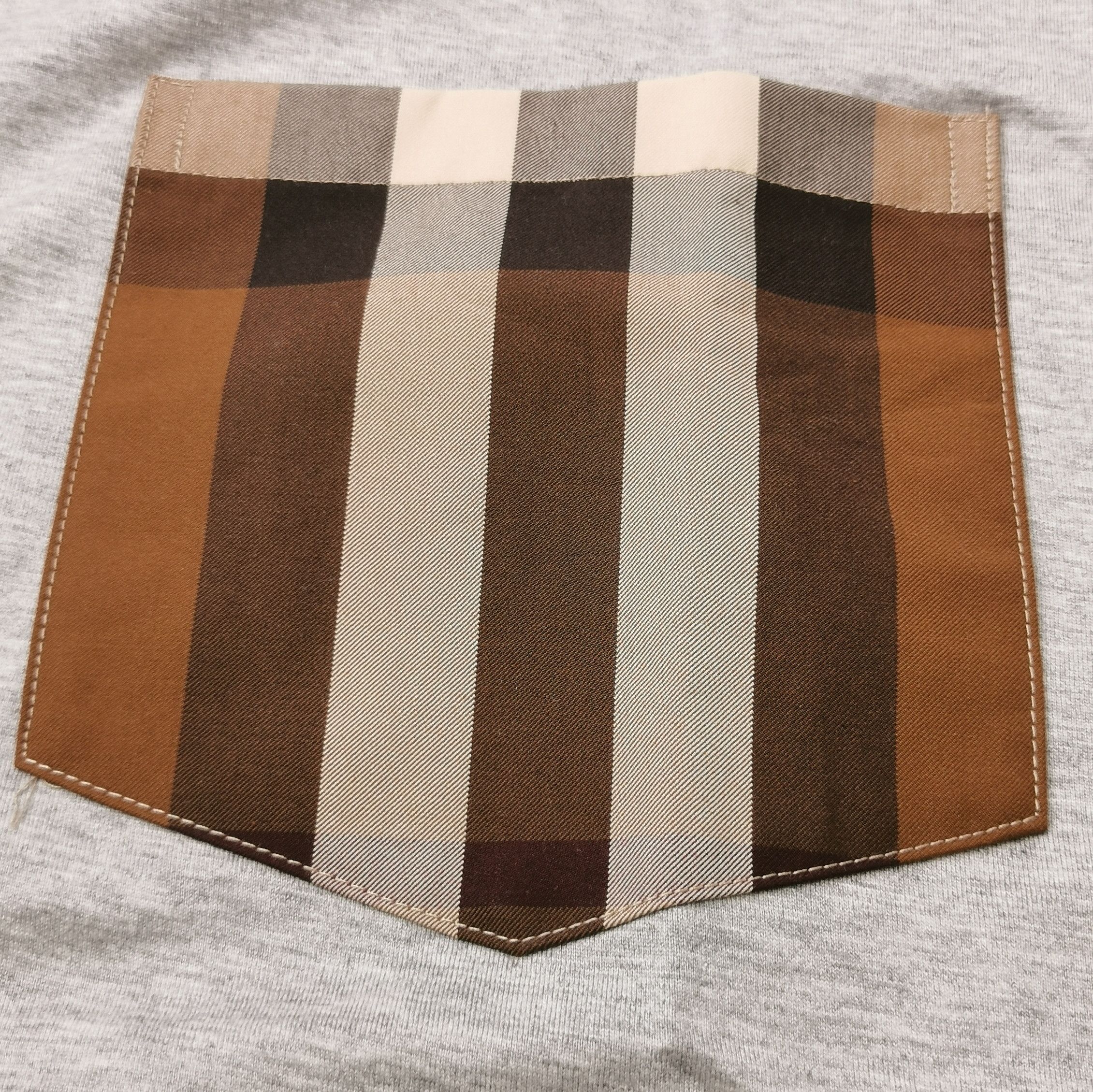 Burberry Burberry Women m Short Sleeve Shirts Size M / US 6-8 / IT 42-44 - 3 Thumbnail
