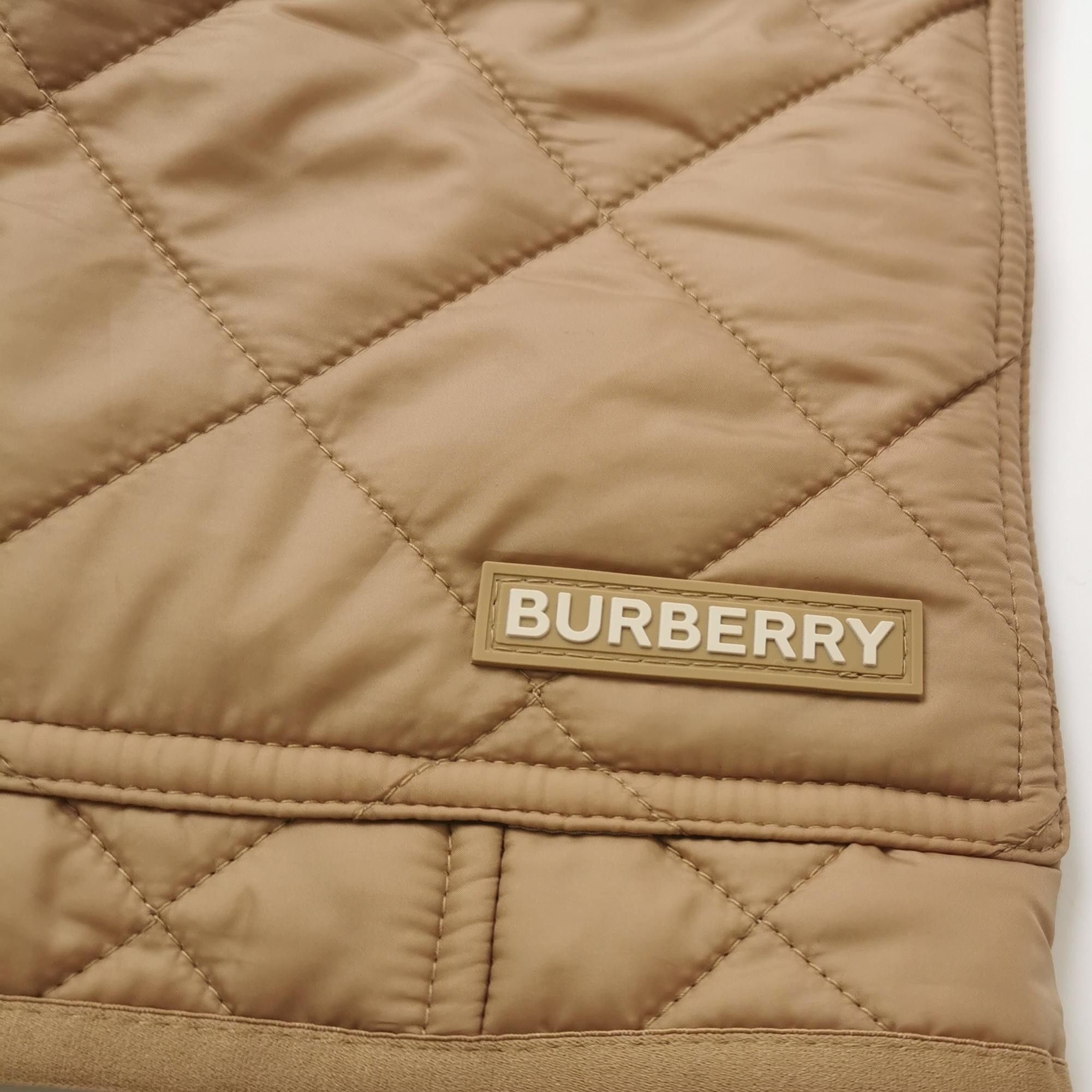 Burberry Burberry Women m Down Jackets Size M / US 6-8 / IT 42-44 - 3 Thumbnail