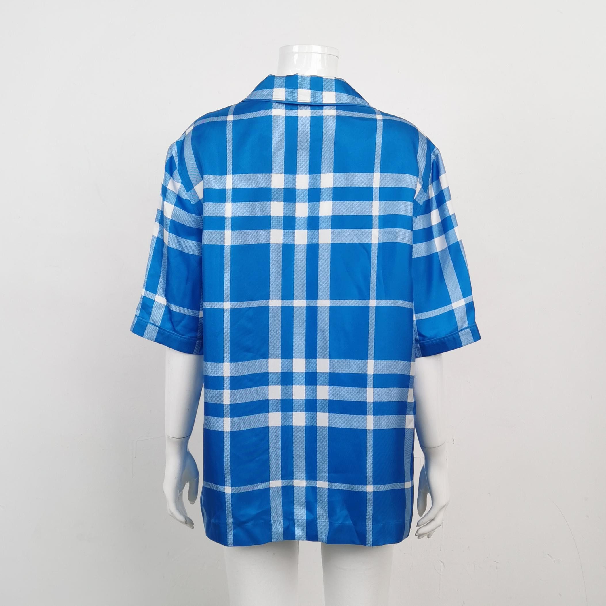 Burberry Burberry Women l Button Ups Size L / US 10 / IT 46 - 2 Thumbnail
