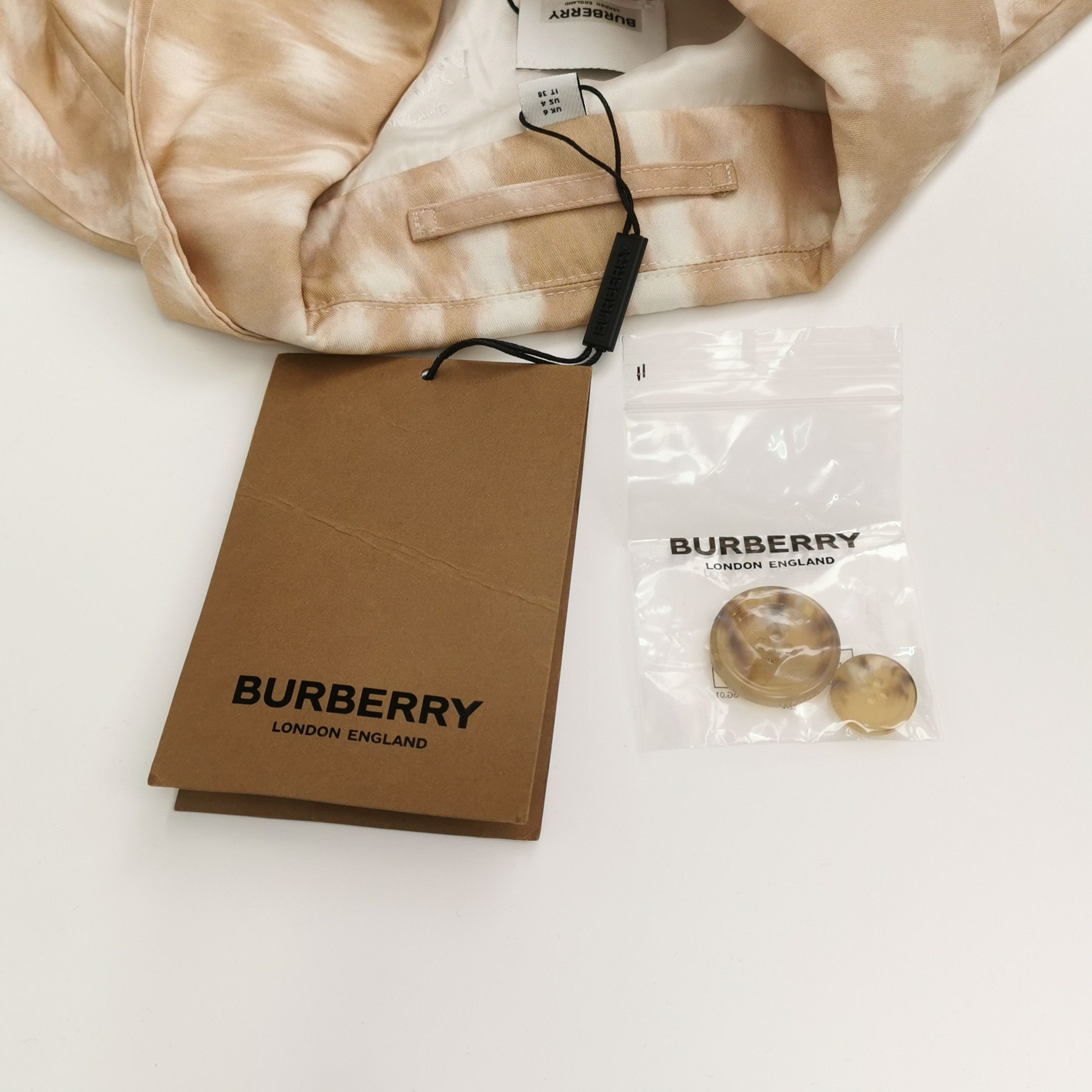 Burberry Burberry Women s Coats Size S / US 4 / IT 40 - 5 Thumbnail