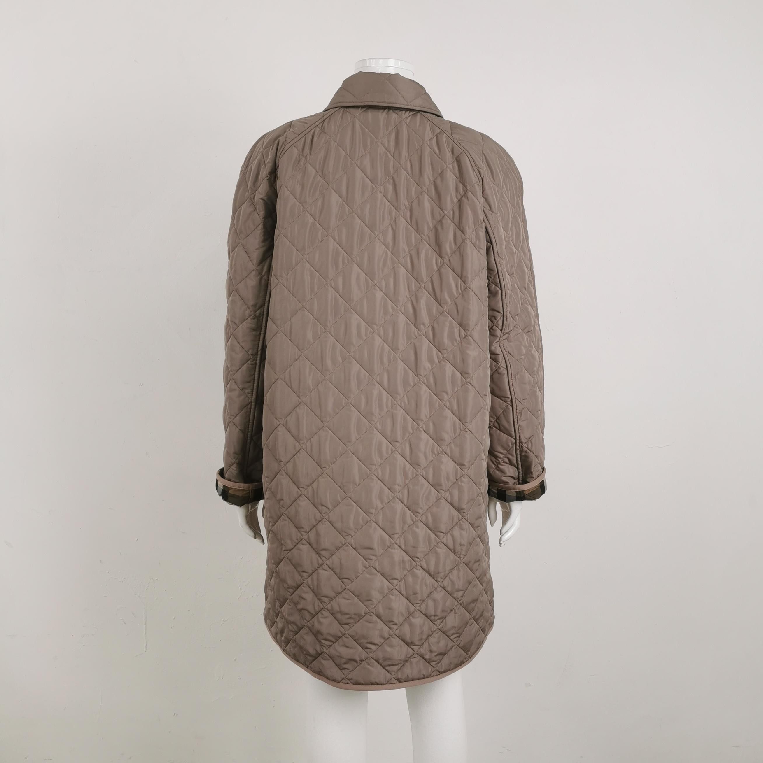 Burberry Burberry Women xl Down Jackets Size XL / US 12-14 / IT 48-50 - 2 Thumbnail