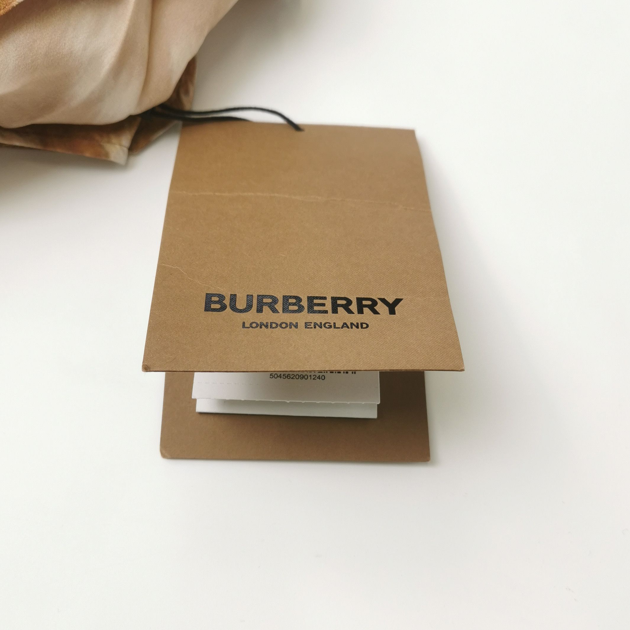 Burberry Burberry Women s Button Ups Size S / US 4 / IT 40 - 4 Thumbnail