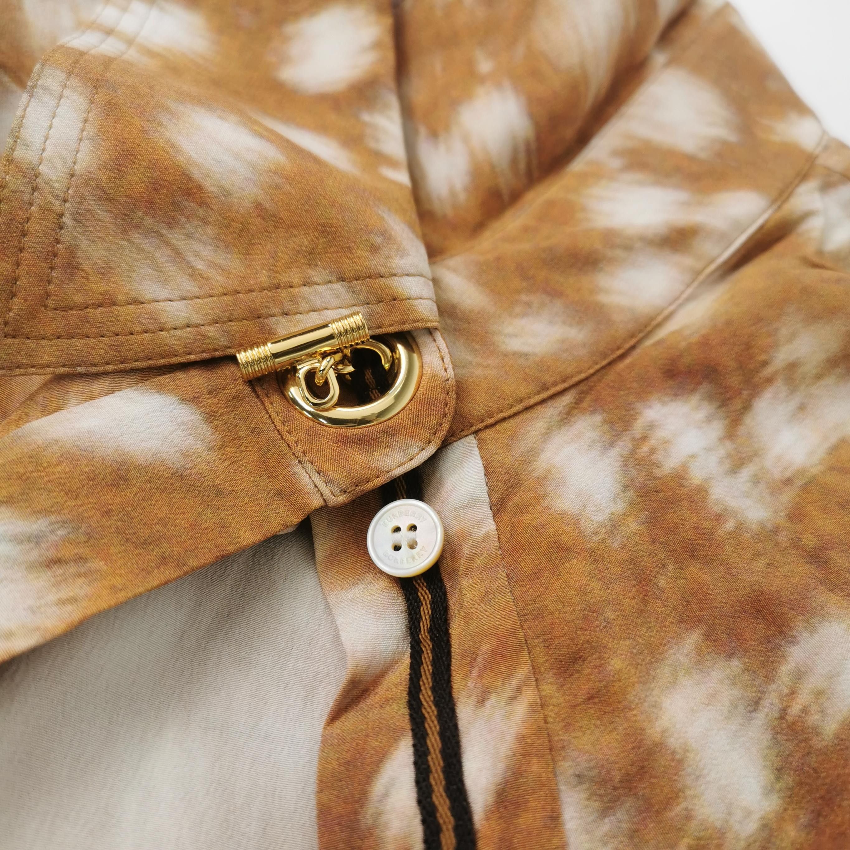 Burberry Burberry Women s Button Ups Size S / US 4 / IT 40 - 3 Thumbnail