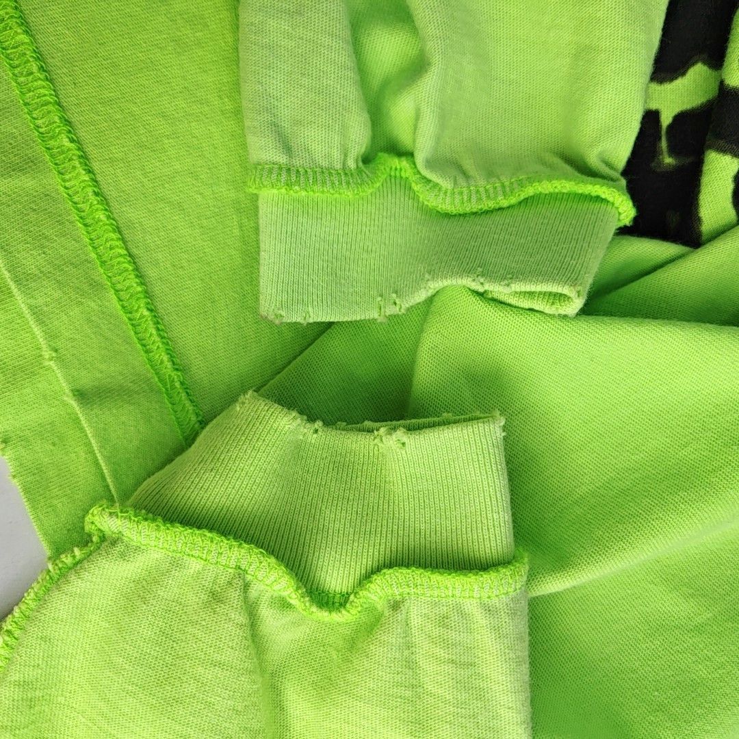 Balenciaga Balenciaga Acid Arab Neon Green L/S T-Shirt S Size US S / EU 44-46 / 1 - 8 Thumbnail