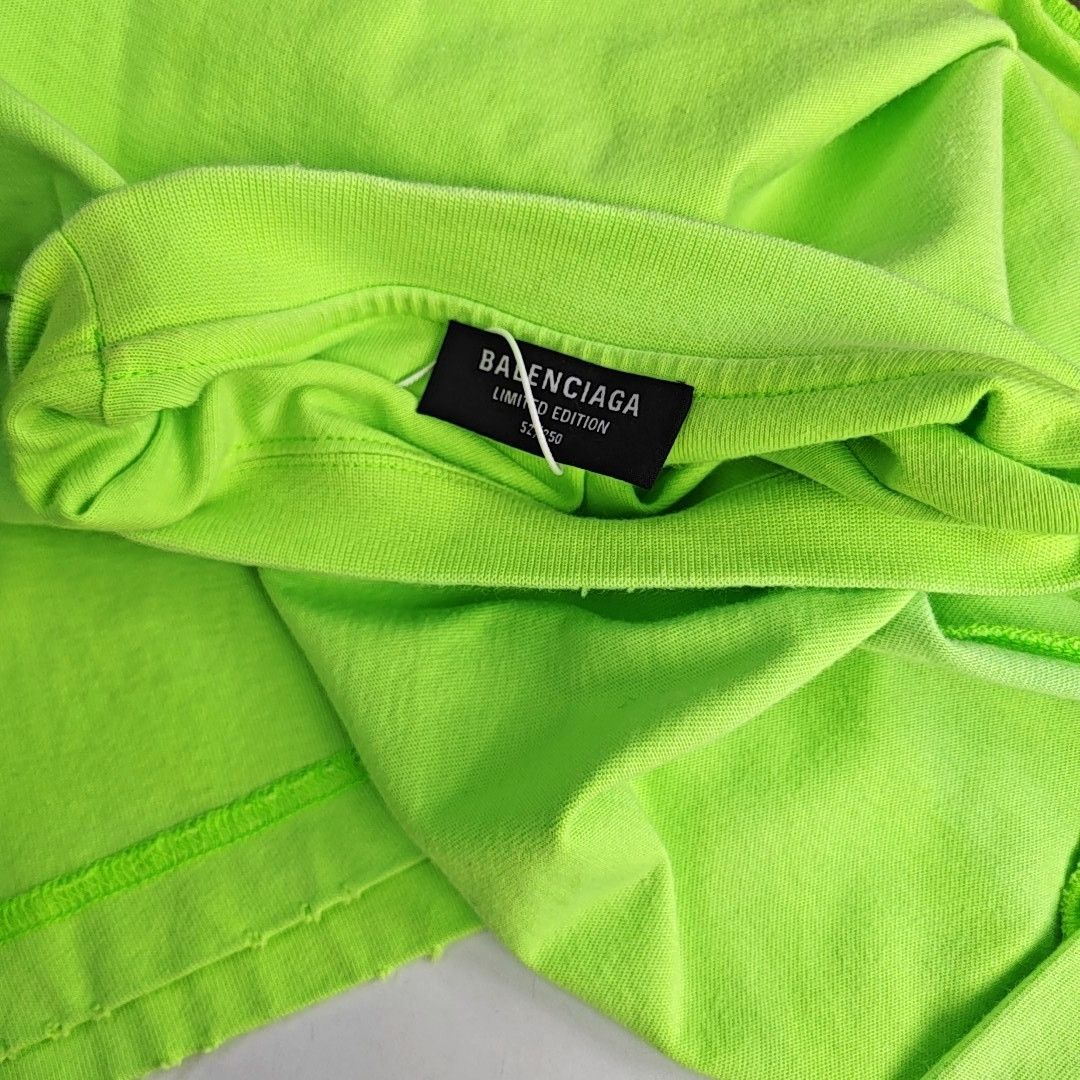 Balenciaga Balenciaga Acid Arab Neon Green L/S T-Shirt S Size US S / EU 44-46 / 1 - 5 Thumbnail