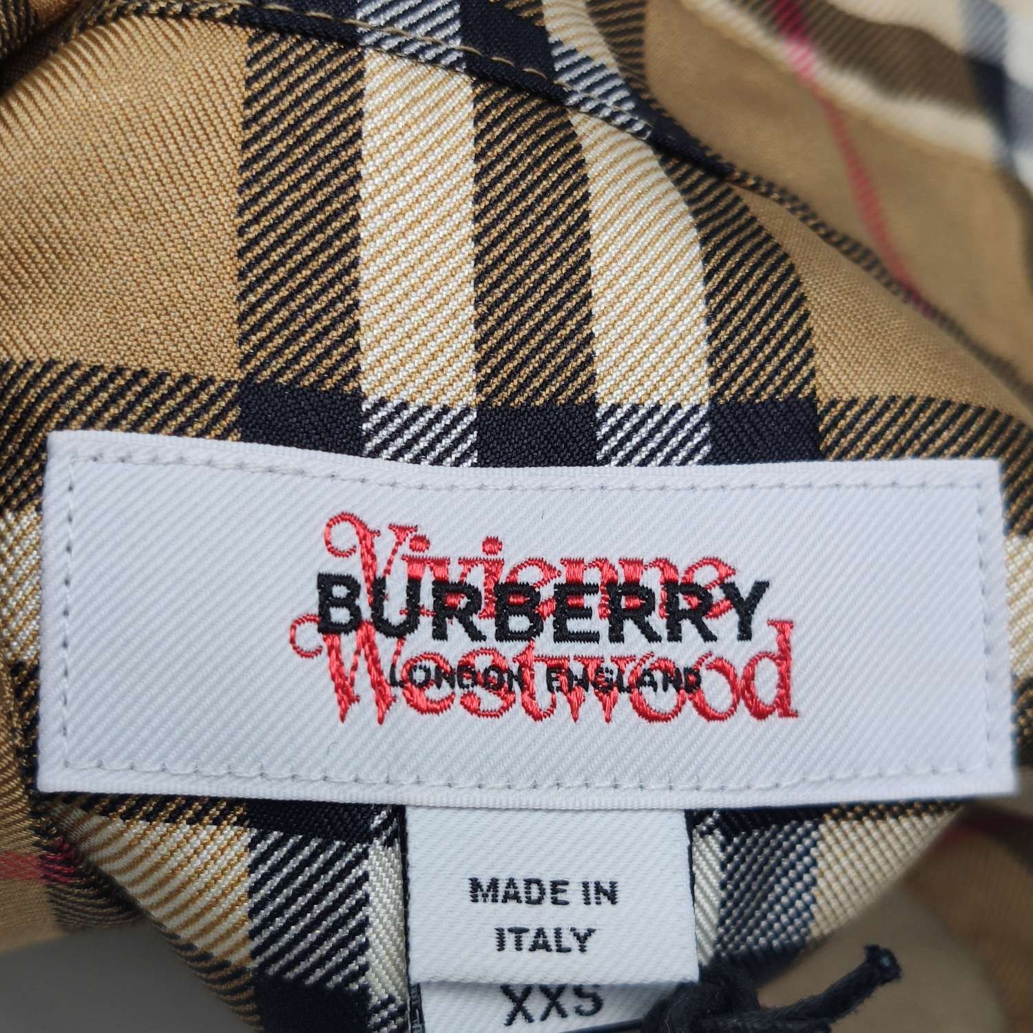 Burberry Burberry Women m Button Ups Size M / US 6-8 / IT 42-44 - 5 Thumbnail