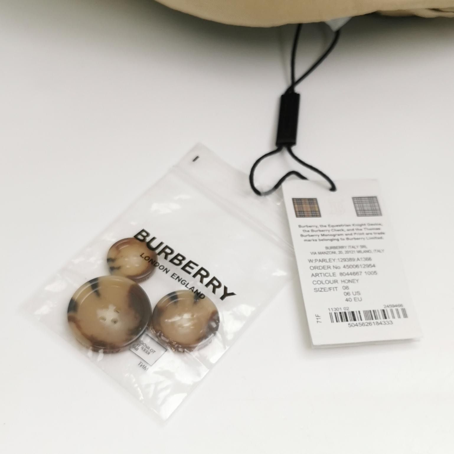 Burberry Burberry Women s Coats Size S / US 4 / IT 40 - 3 Thumbnail
